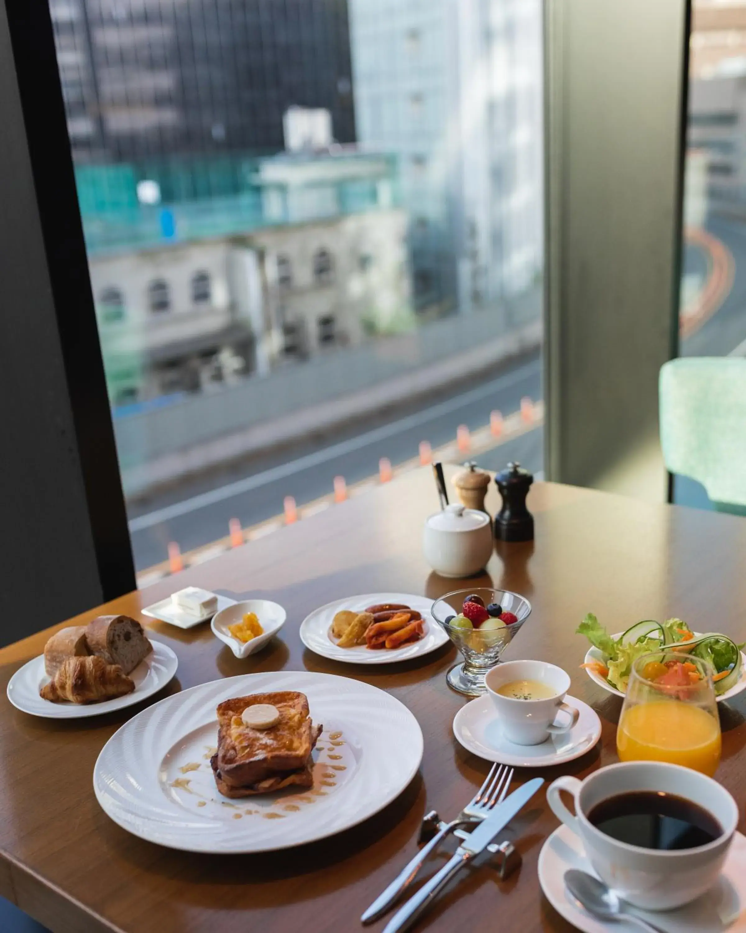 Breakfast in The Gate Hotel Tokyo by Hulic