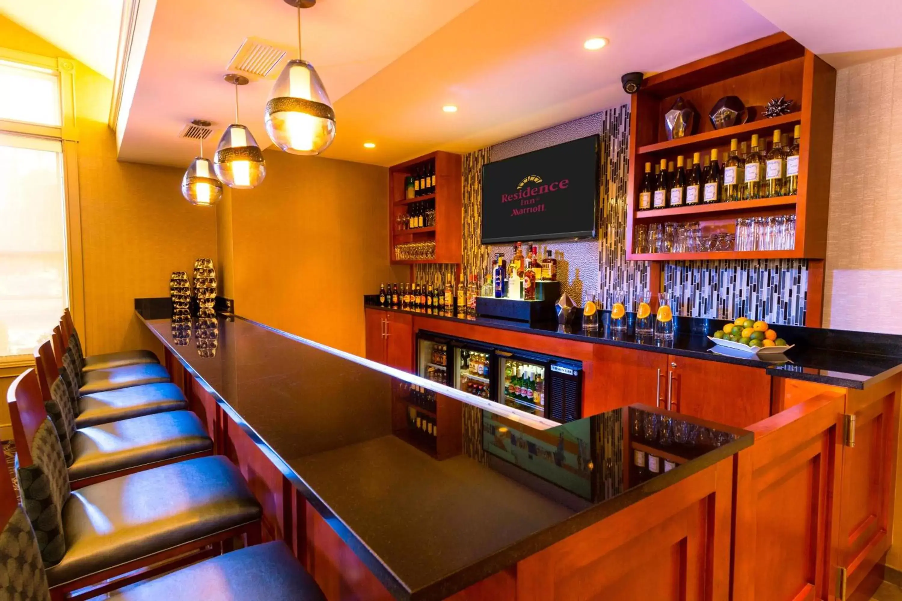Lobby or reception, Lounge/Bar in Residence Inn Boston Franklin