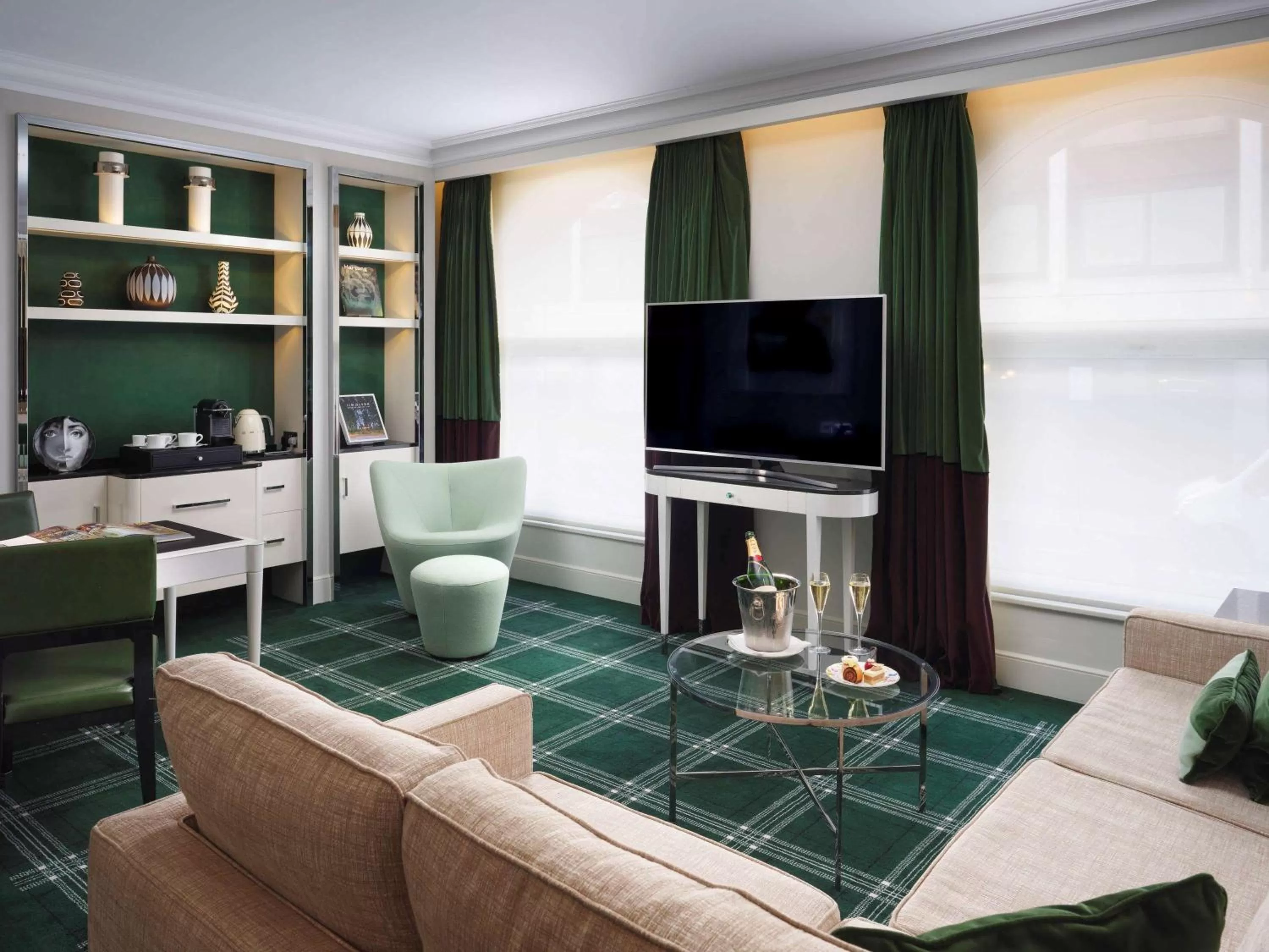 Bedroom in Sofitel London St James