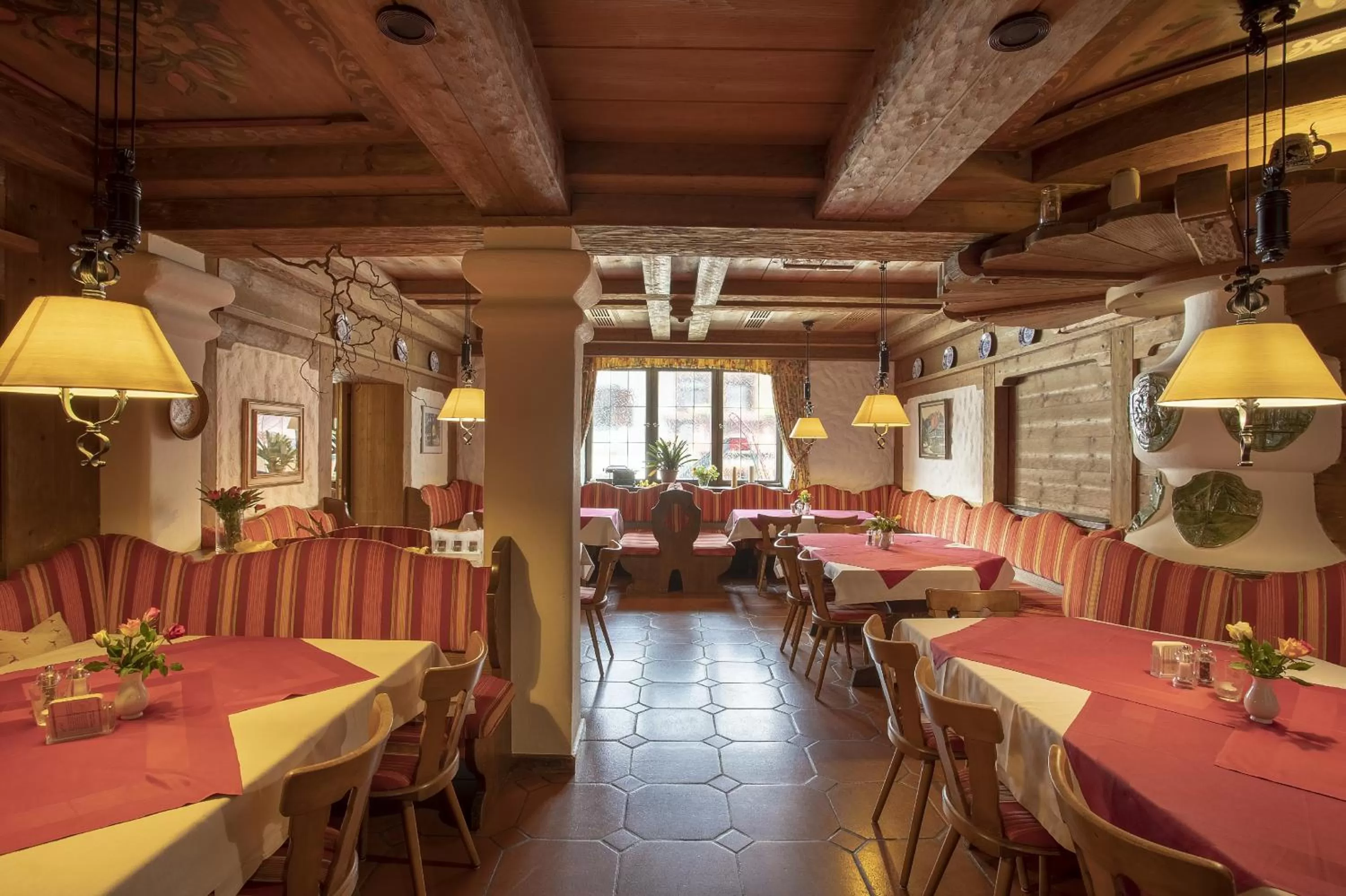 Seating area in Landgasthof Zur Post