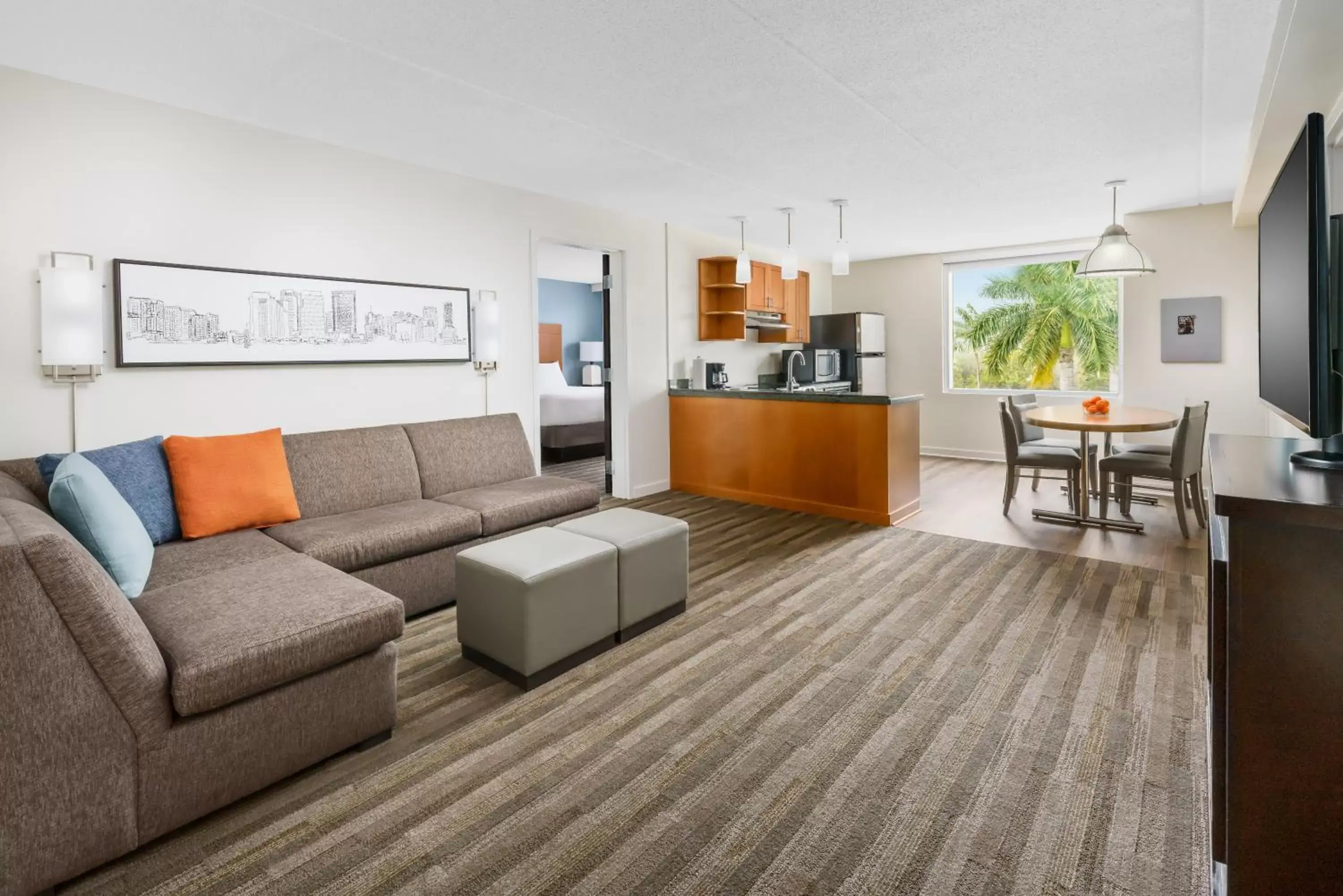 Living room, Seating Area in Hyatt House Fort Lauderdale Airport/Cruise Port