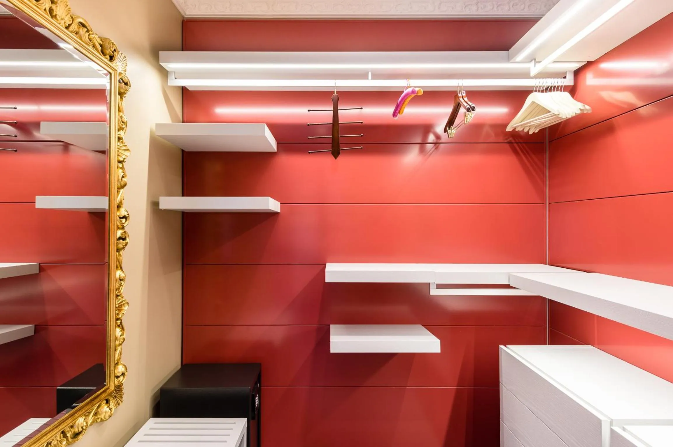 Area and facilities in Villa e Palazzo Aminta - A Leading Hotel of The World