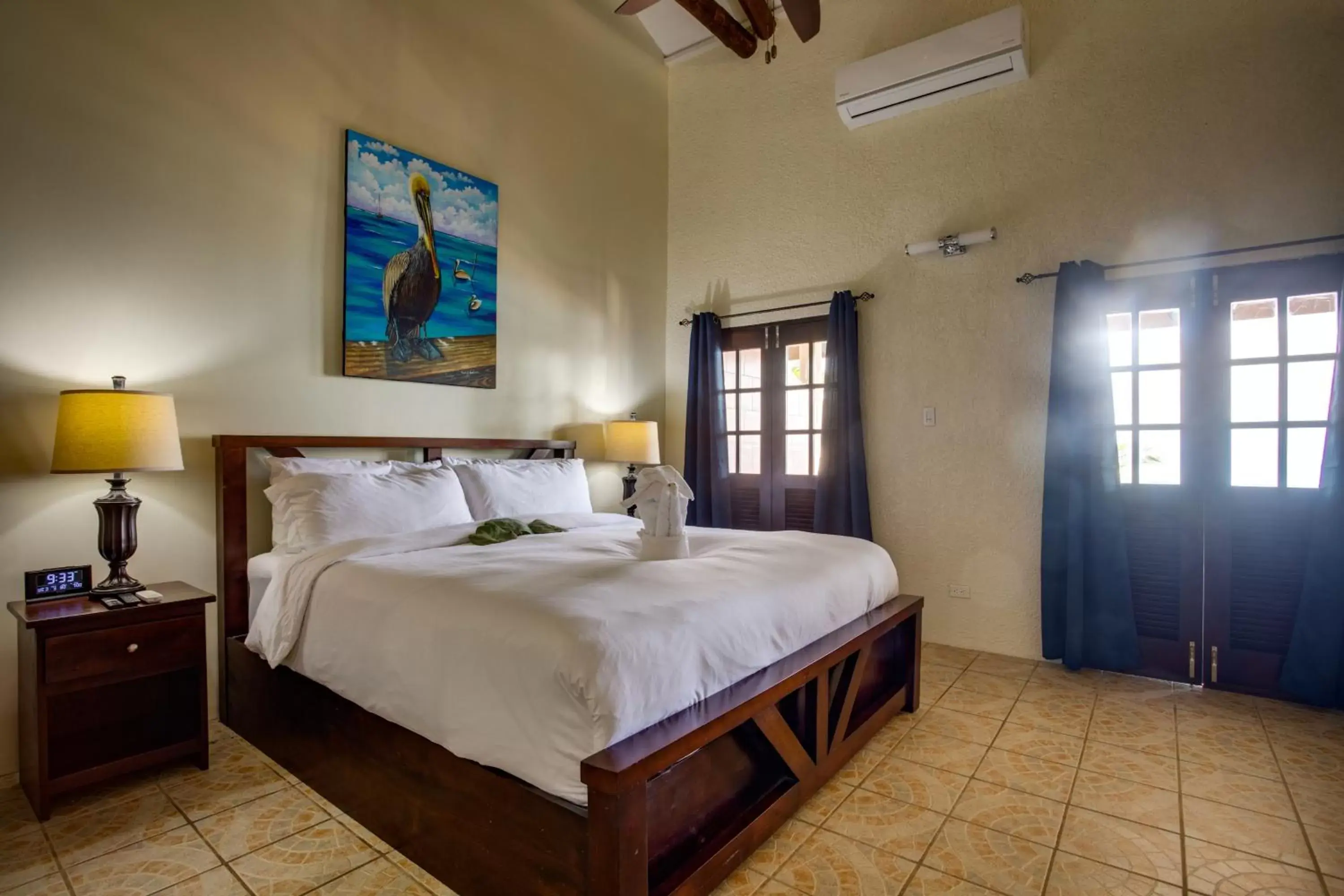 Bedroom, Bed in Mariposa Belize Beach Resort