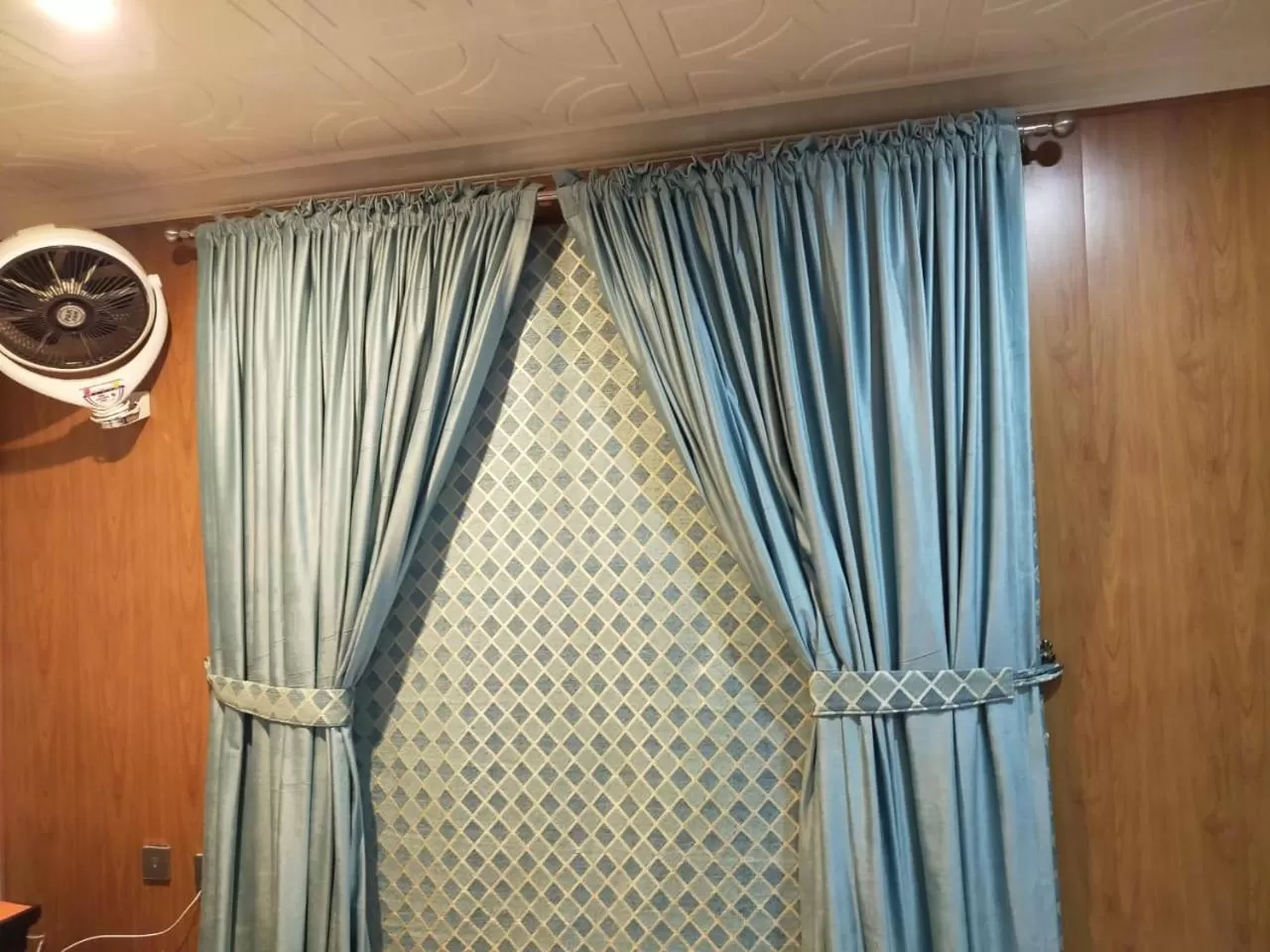 Bedroom in Shagufta Hotel Murree