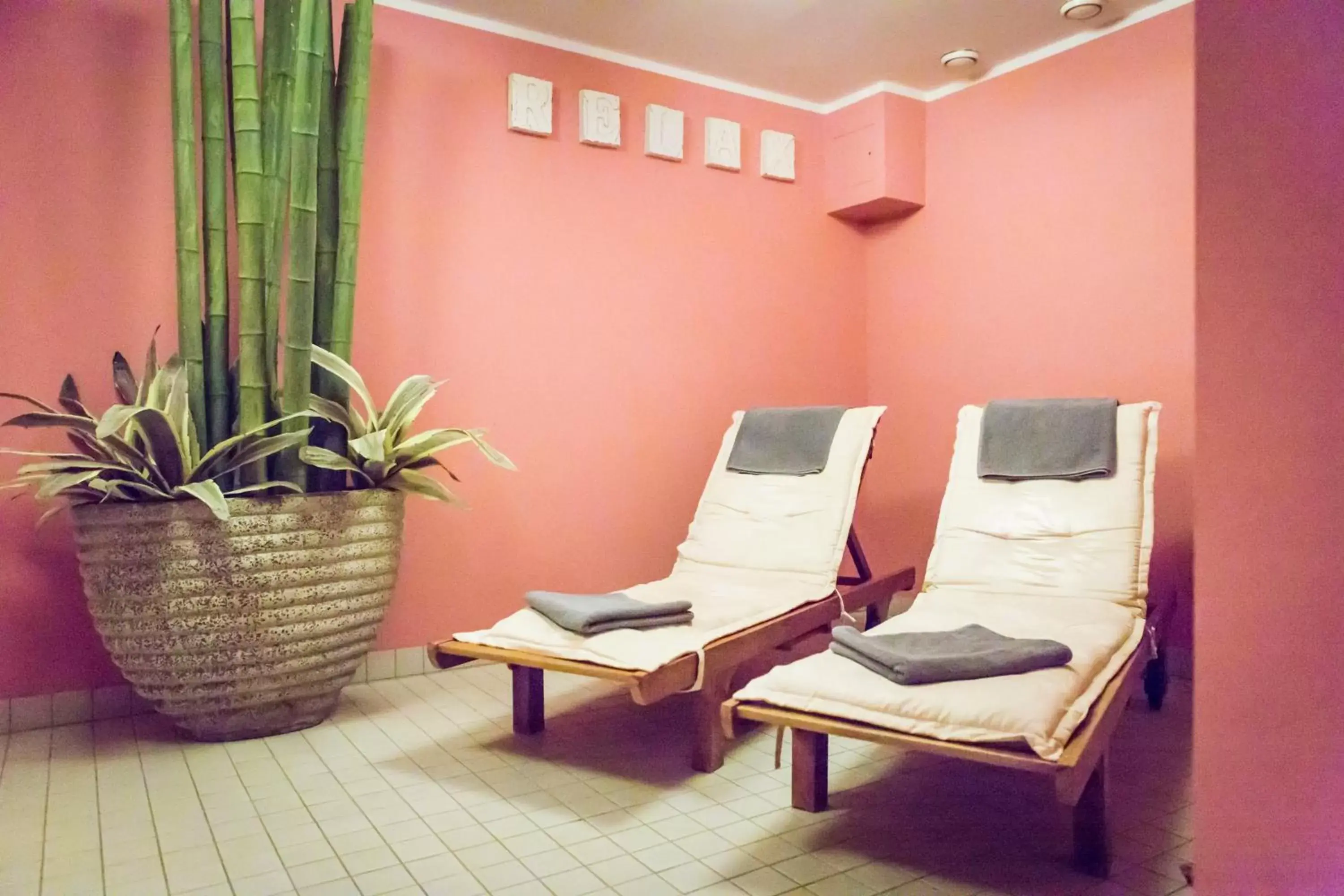 Sauna in Auszeit Hotel Düsseldorf - das Frühstückshotel - Partner of SORAT Hotels