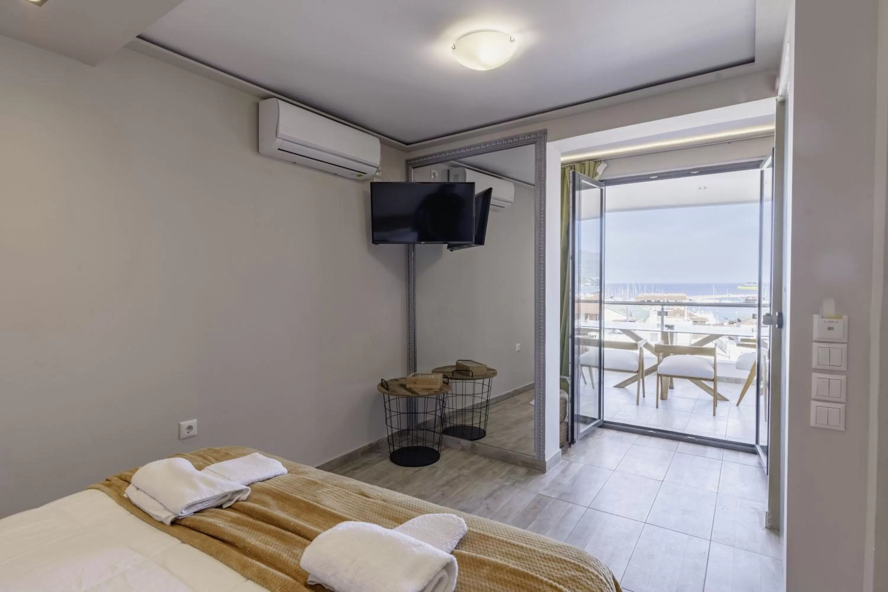 Zama Suites Collection