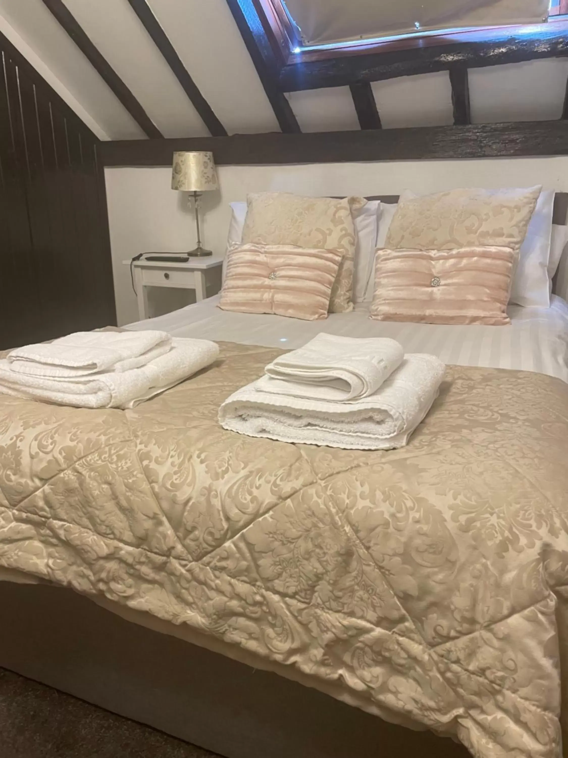 Bed in Coach house hotel