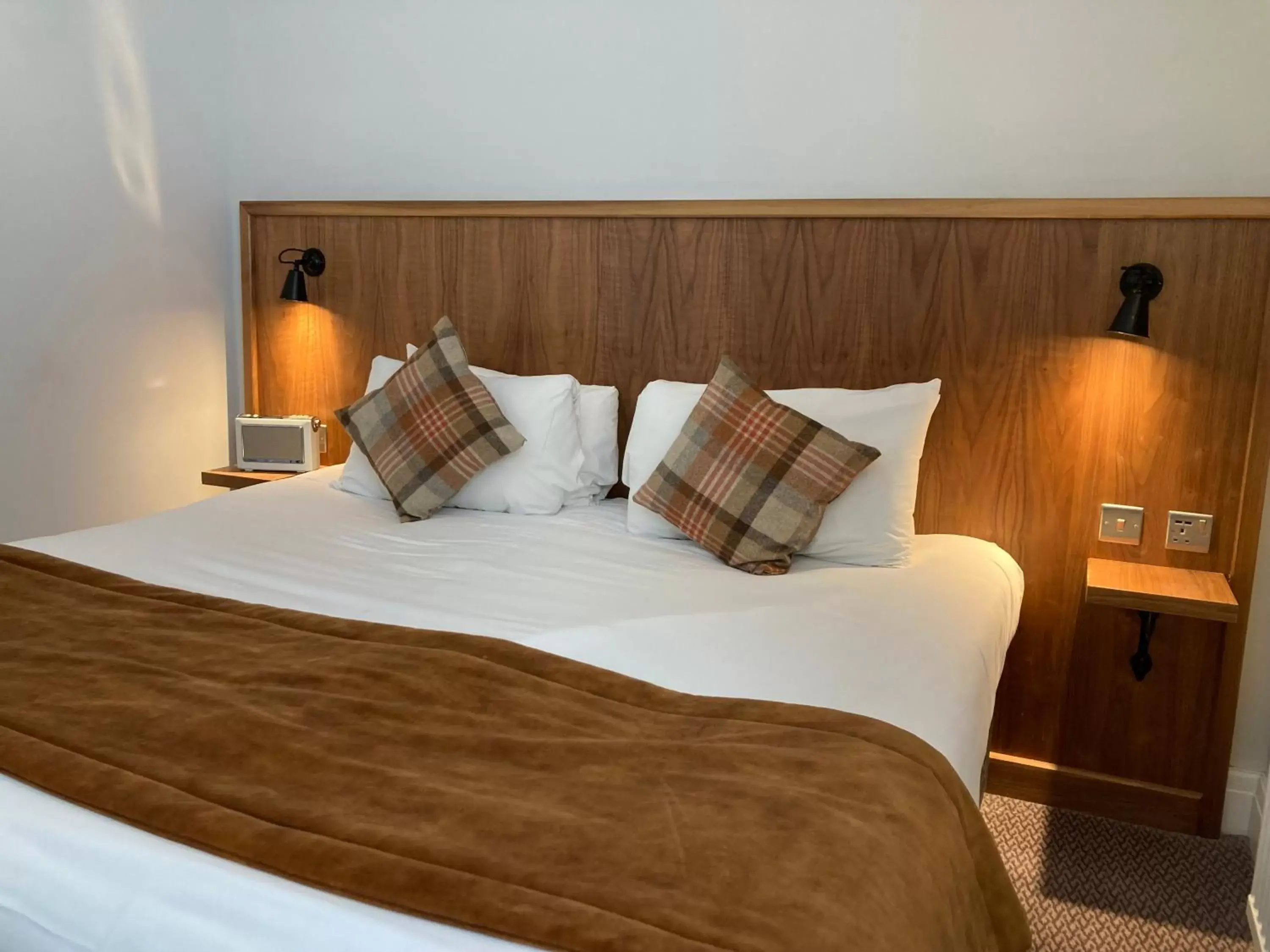 Family Courtyard Room Dog Friendly in The Cross-Keys Hotel Family Courtyard Room Dog Friendly in The Cross-Keys Hotel