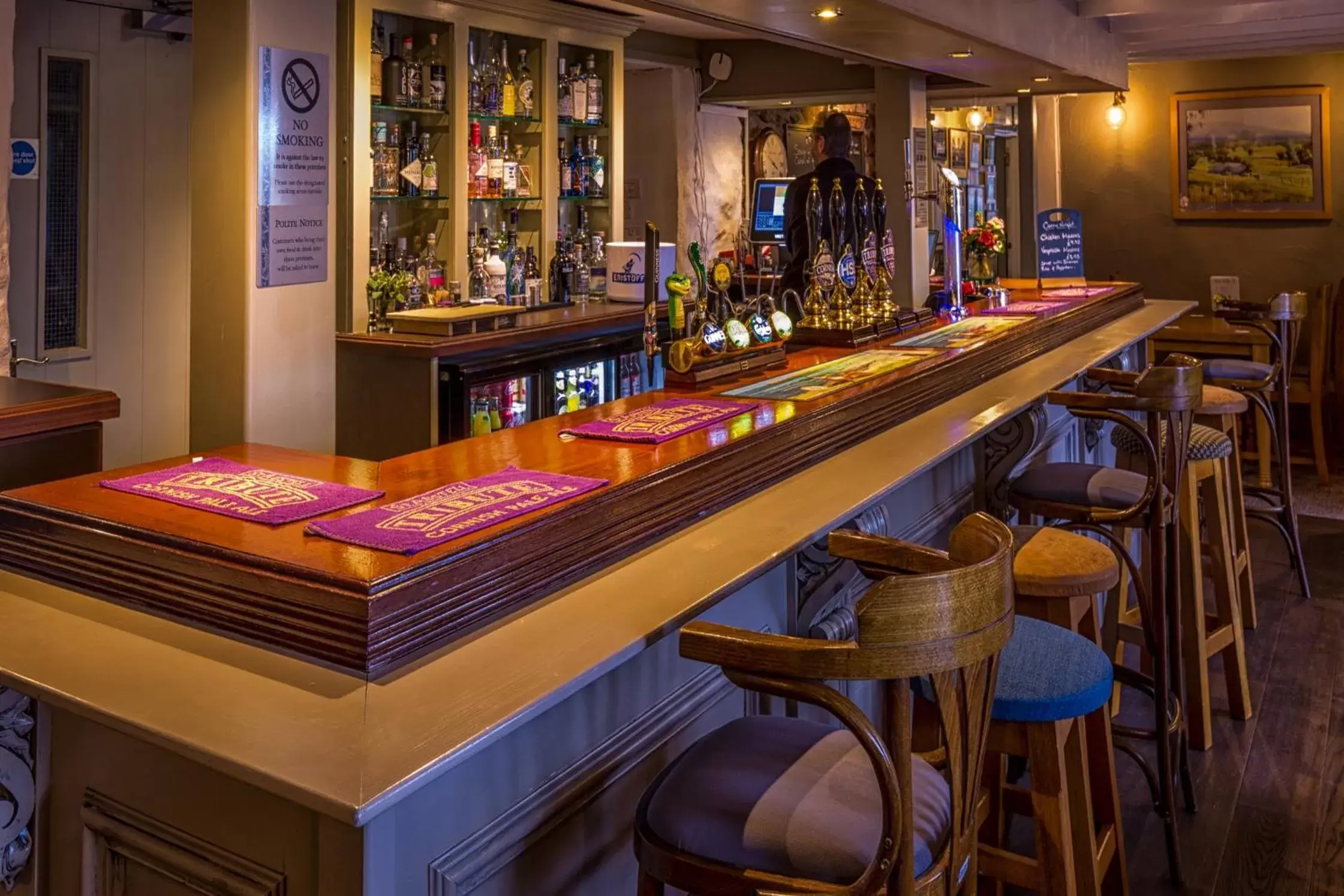 Lounge or bar, Lounge/Bar in Kings Arms