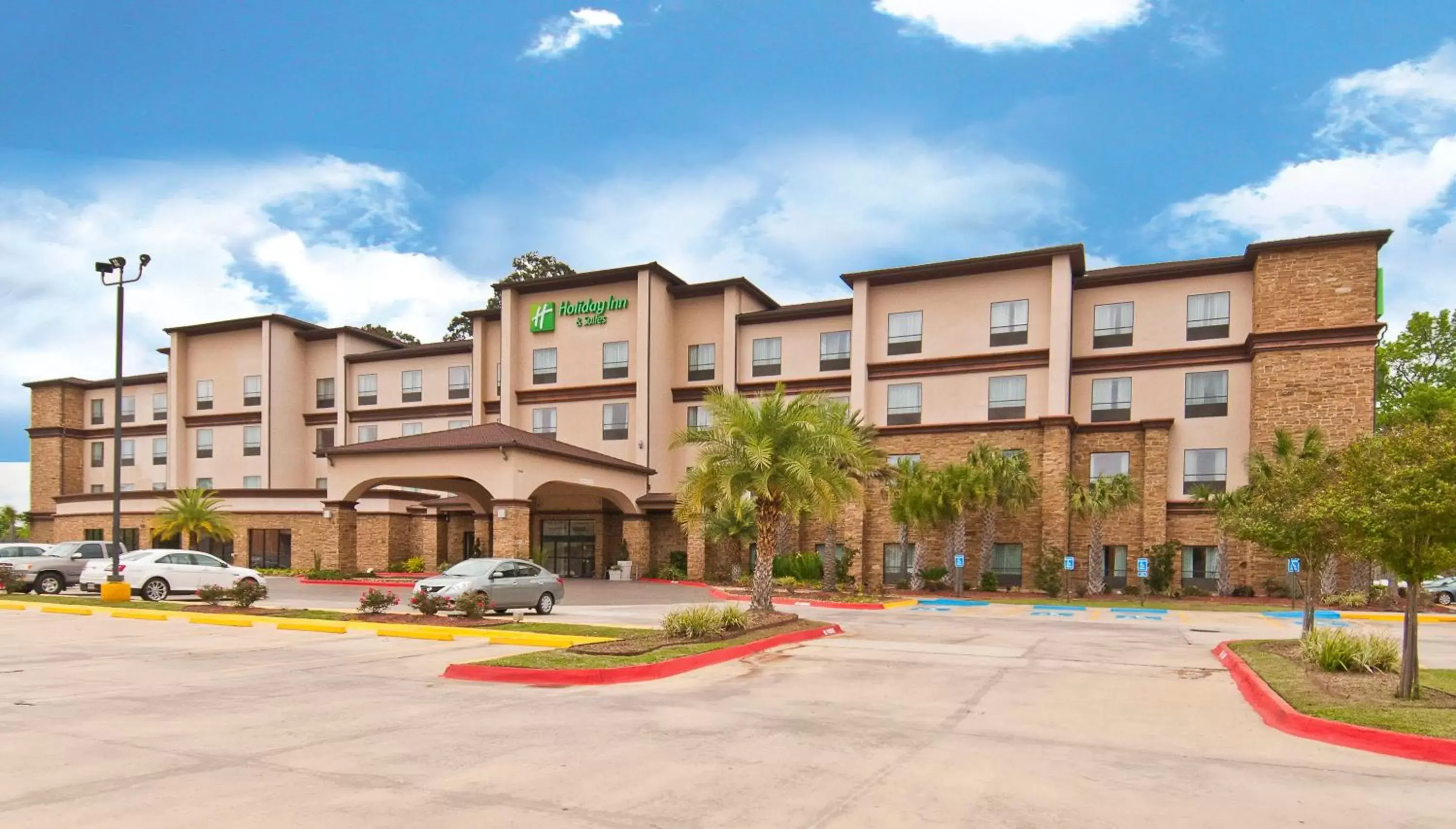 Property Building in Holiday Inn Hotel & Suites Lake Charles South, an IHG Hotel