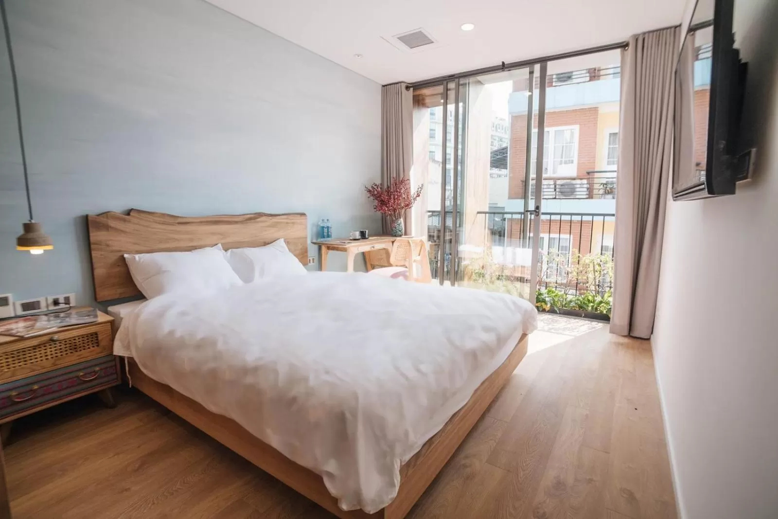 Bed in Mia Casa by Satori