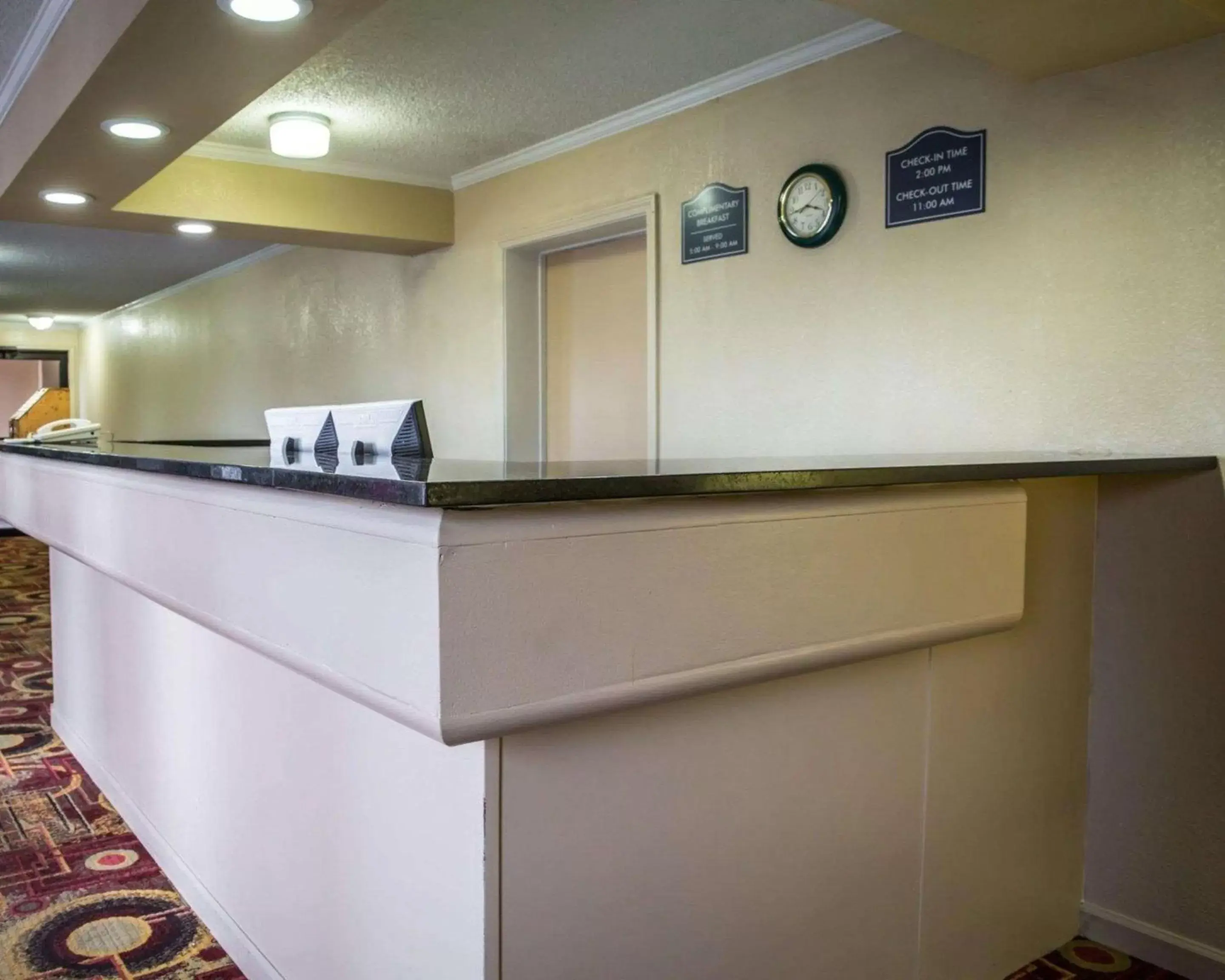 Lobby or reception, Lobby/Reception in Rodeway Inn & Suites Plymouth Hwy 64