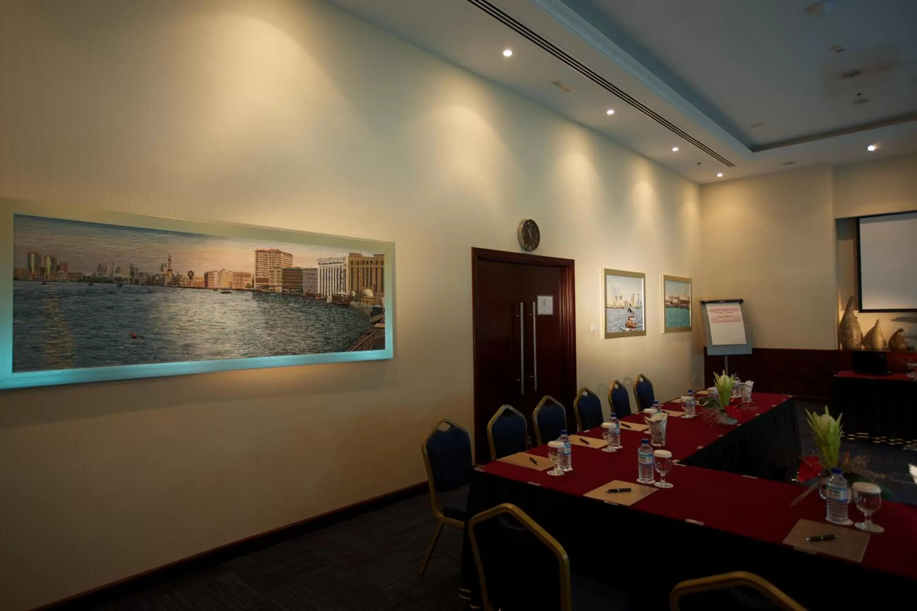 Business facilities in Tamani Marina Hotel & Apartments