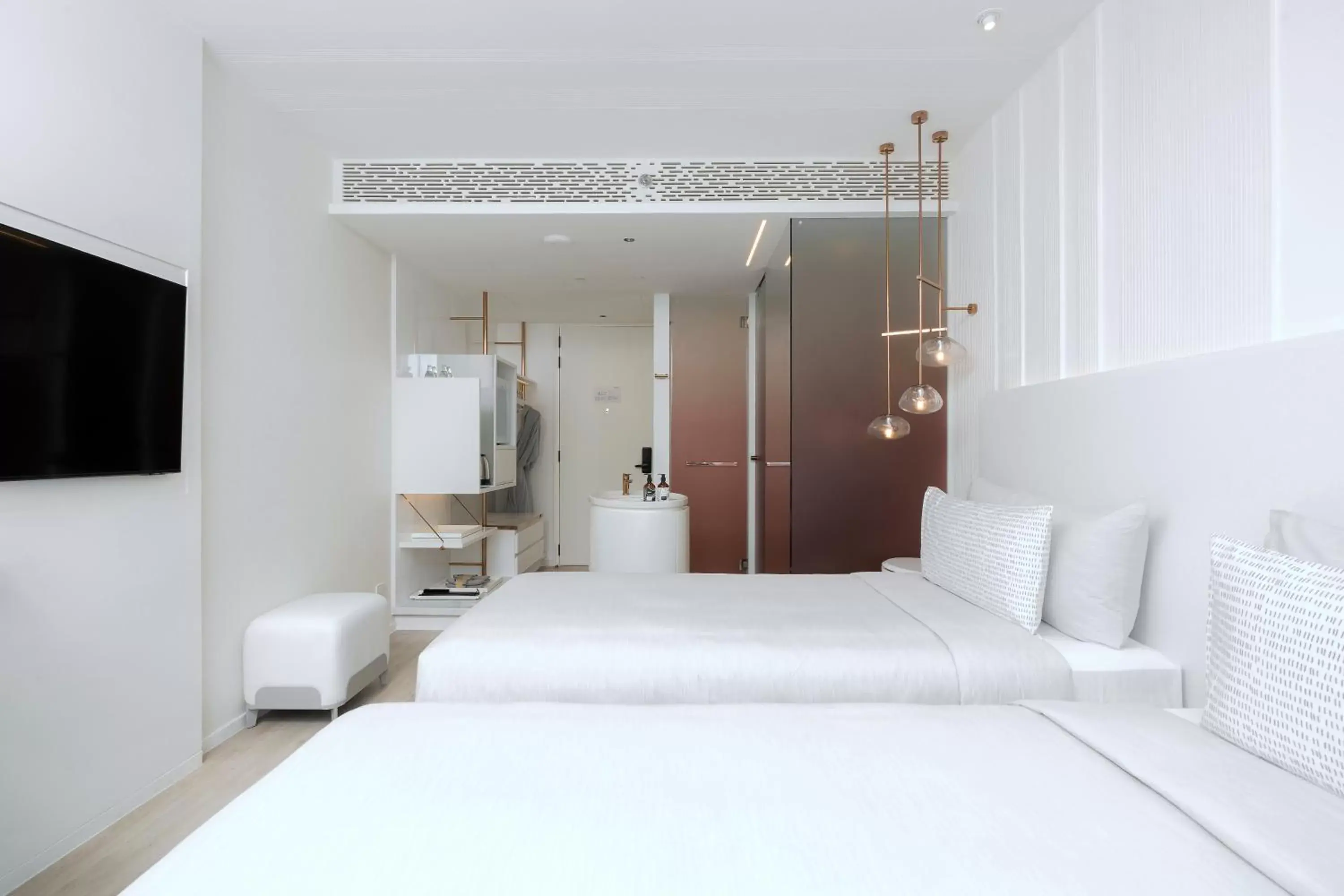 TV and multimedia, Bed in INNSiDE by Meliá Bangkok Sukhumvit TV and multimedia, Bed in INNSiDE by Meliá Bangkok Sukhumvit