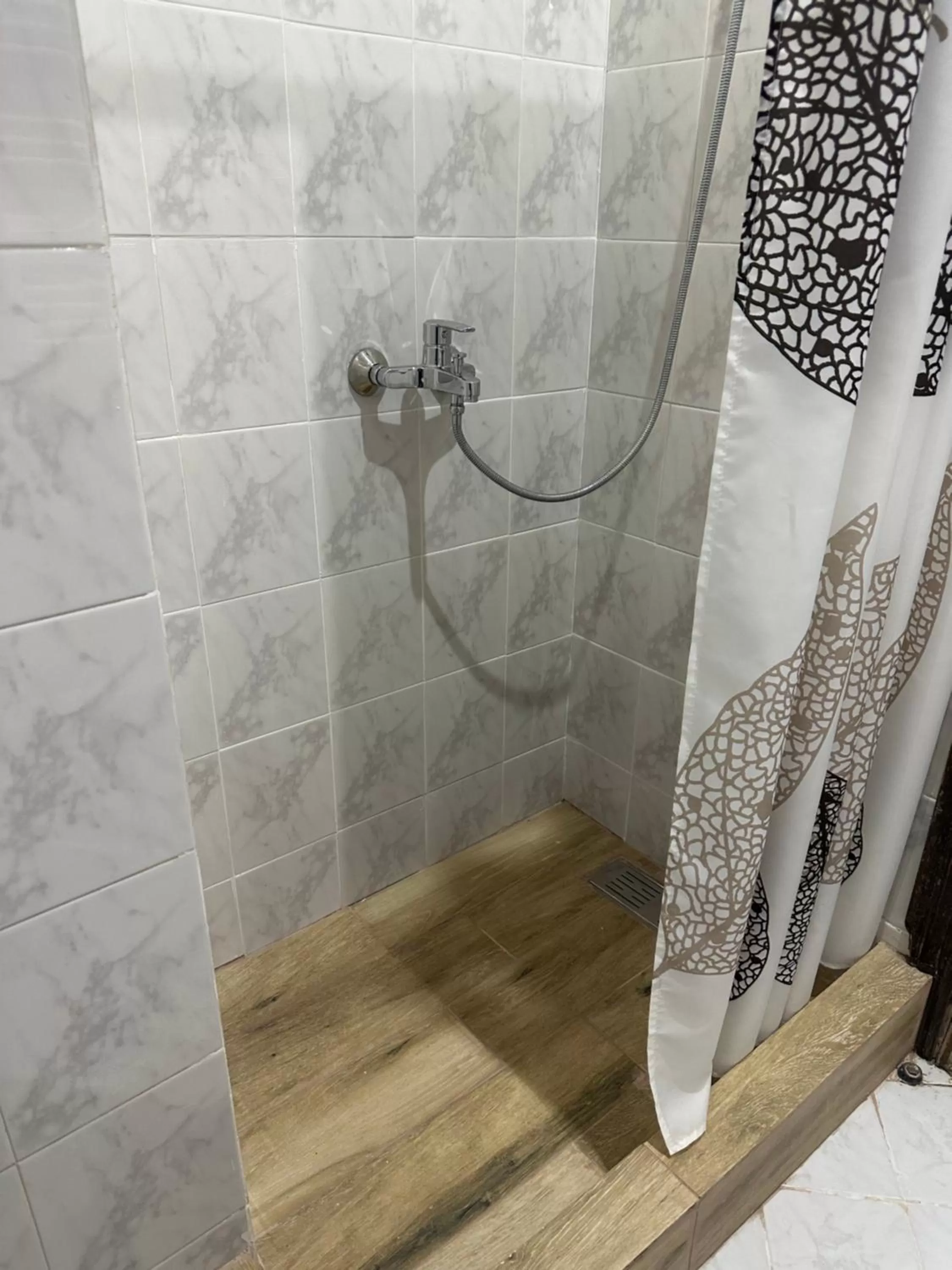 Shower, Bathroom in villa old sololaki