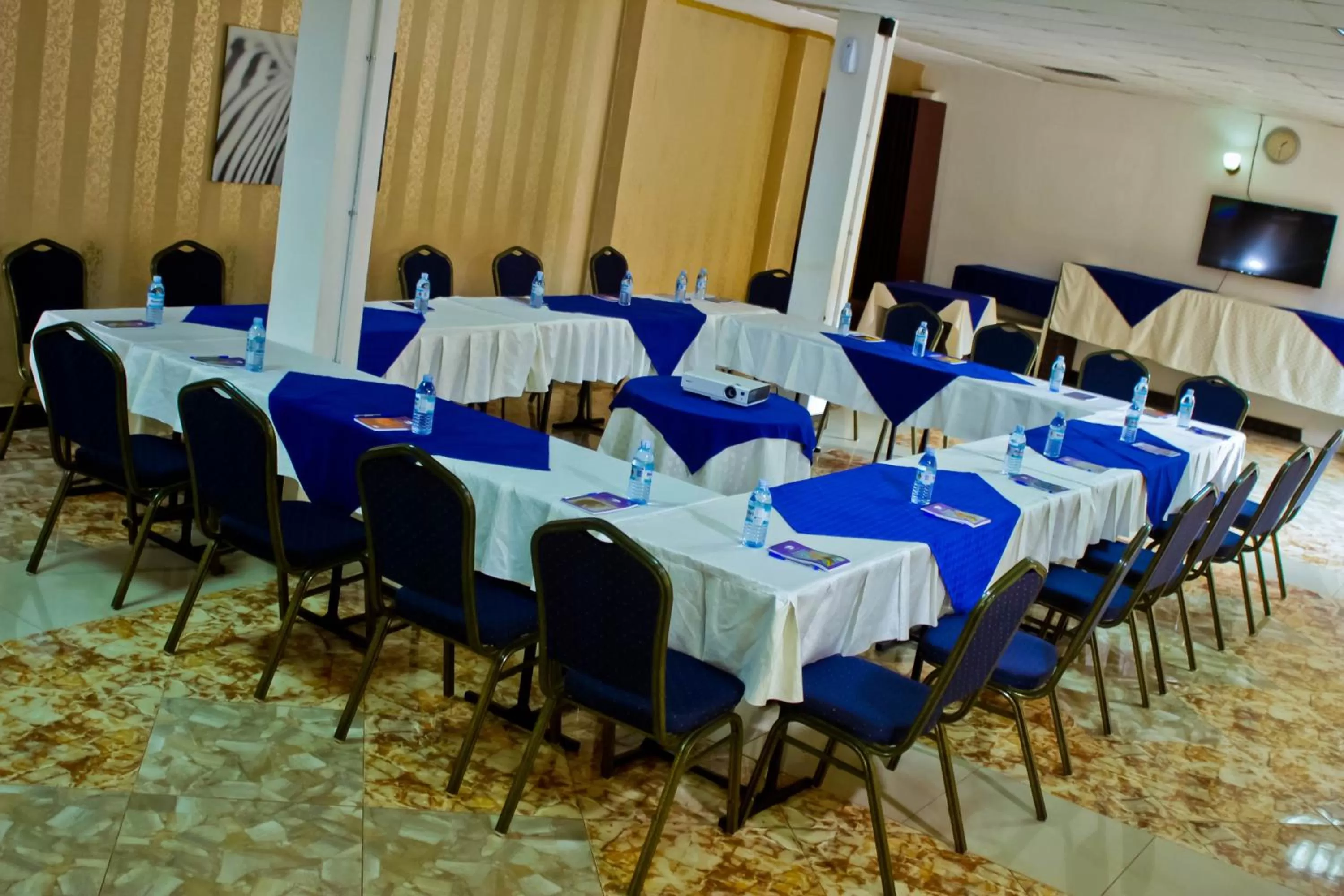 Meeting/conference room in Al-Nisaa Hotel and Spa