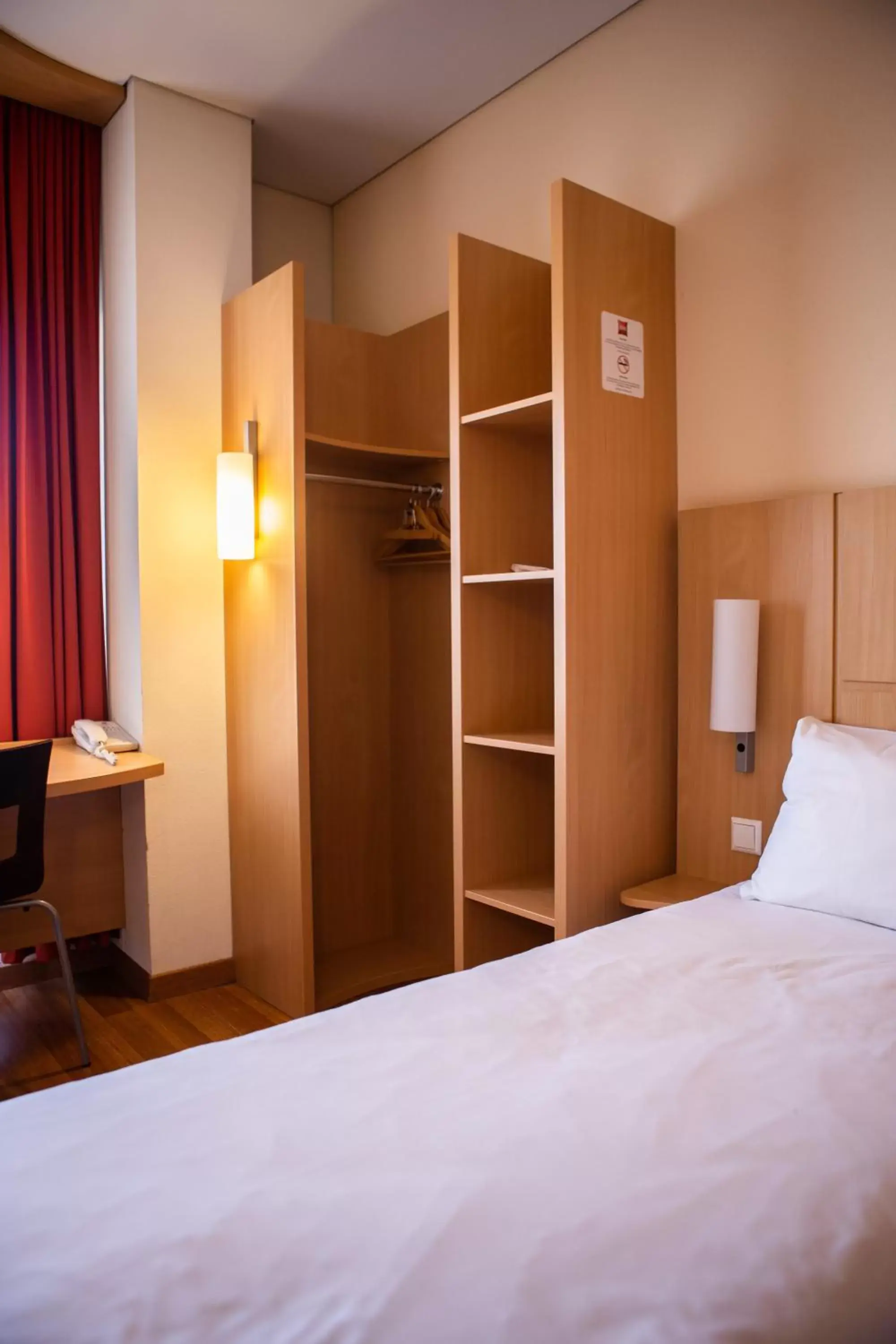 Photo of the whole room, Bed in Ibis Kaunas Centre