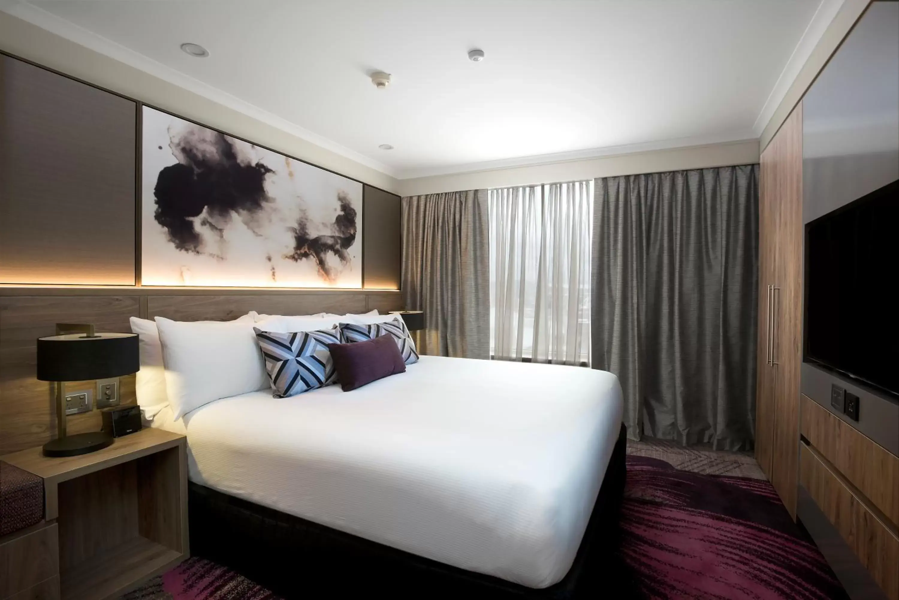 Bedroom, Bed in Rydges South Bank Brisbane