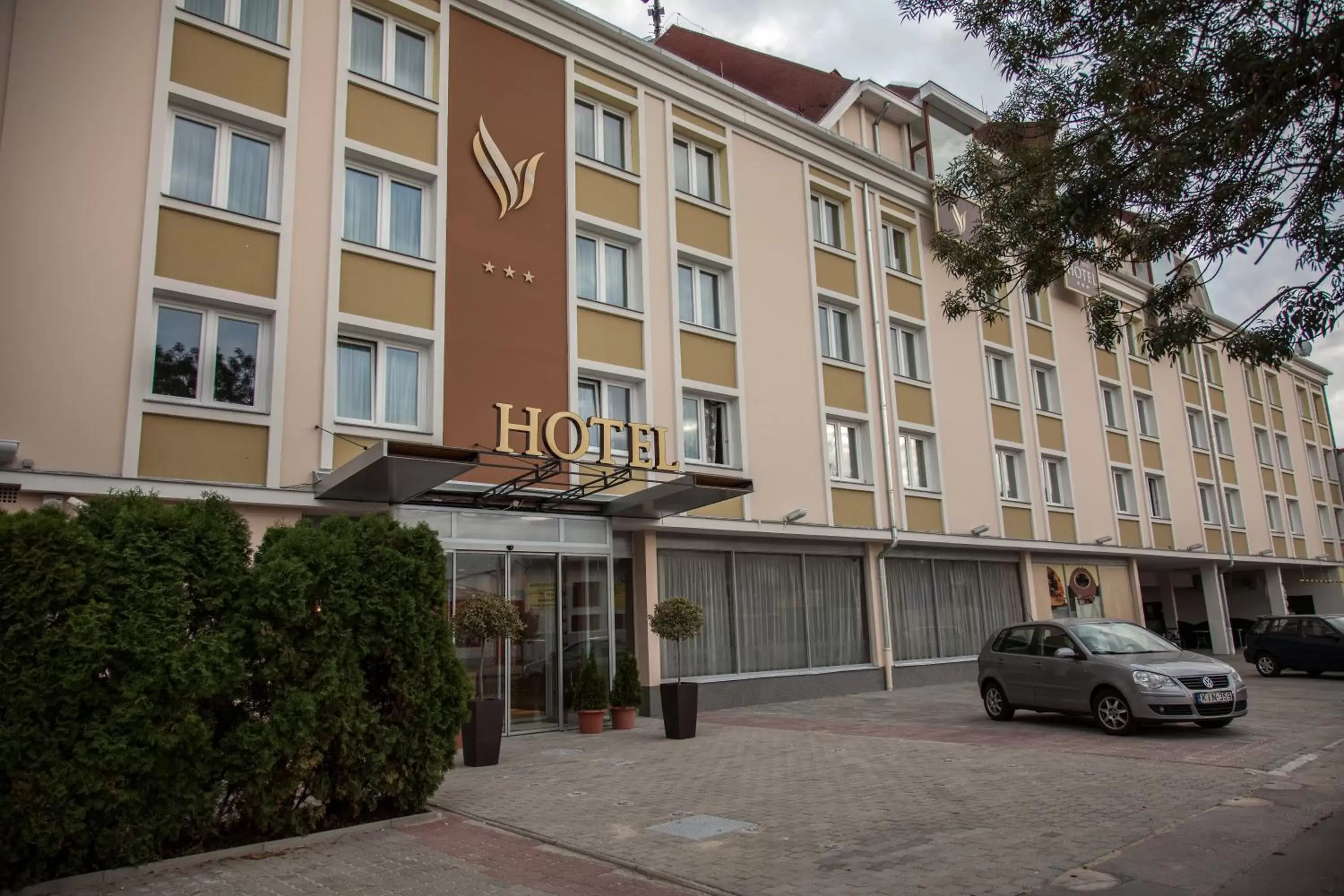 Facade/entrance, Property Building in Vitta Hotel Superior Budapest
