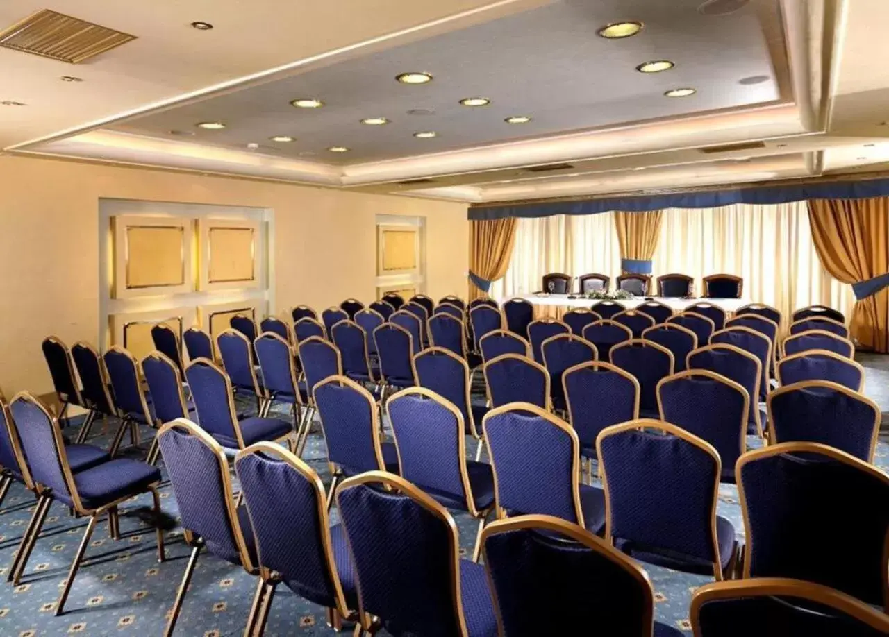 Meeting/conference room in Savoy Hotel