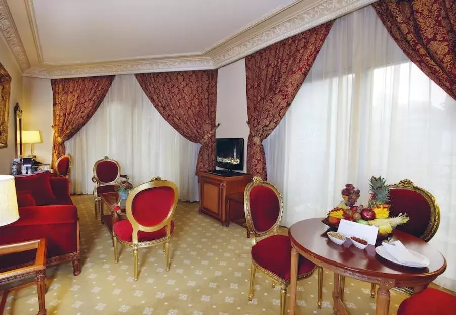 Living room in Serenada Golden Palace - Boutique Hotel