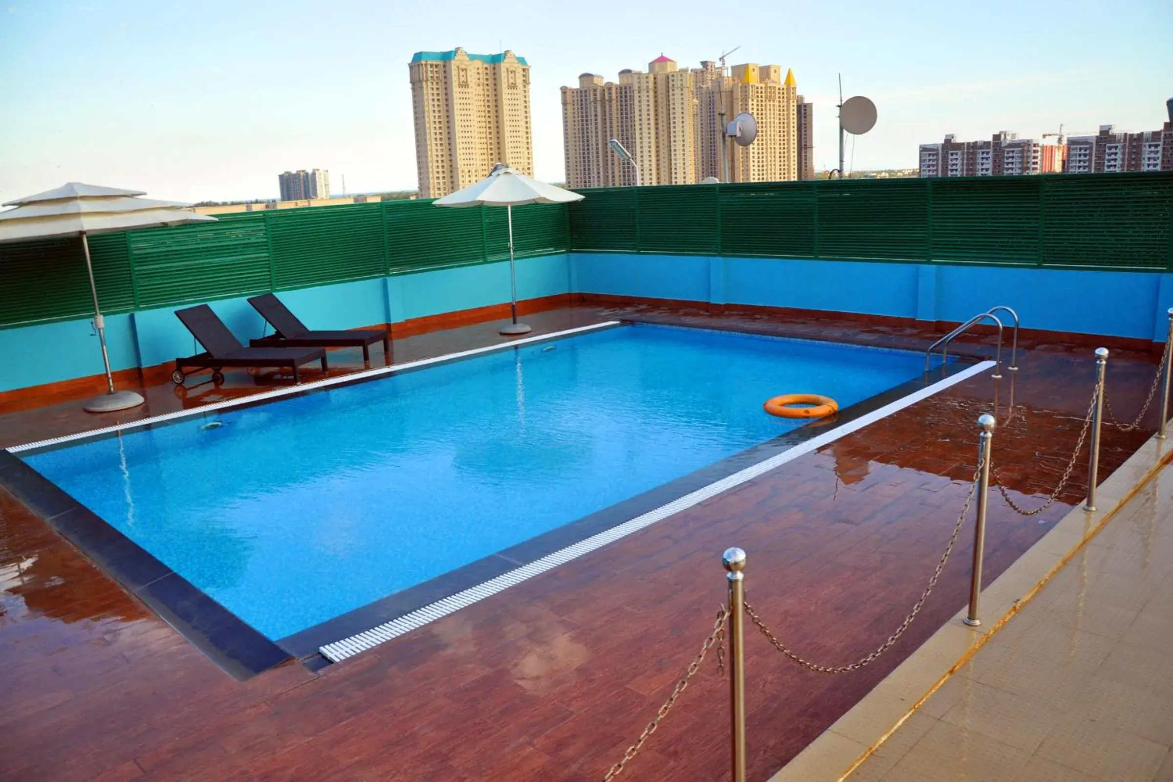 Swimming pool in Gokulam Park Sabari-Siruseri SIPCOT Swimming pool in Gokulam Park Sabari-Siruseri SIPCOT