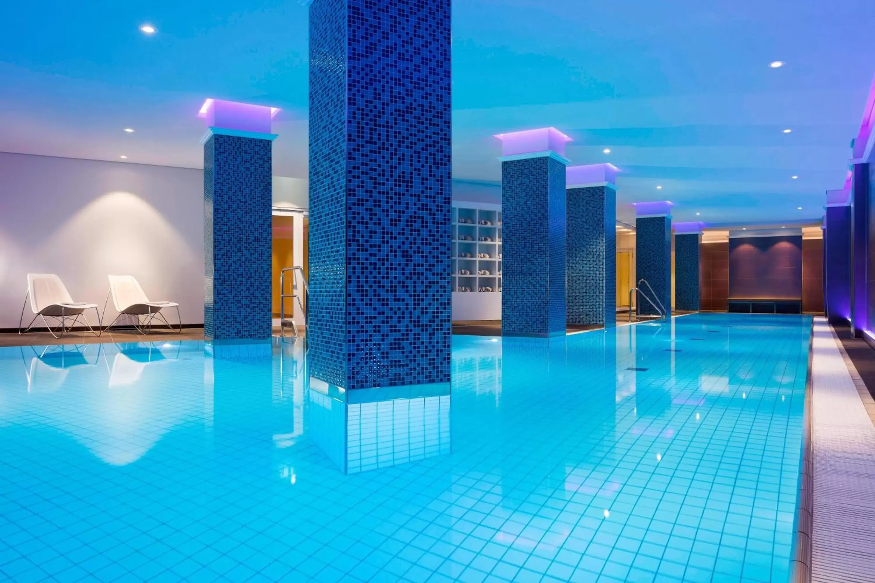 Swimming Pool in The Westin Hamburg