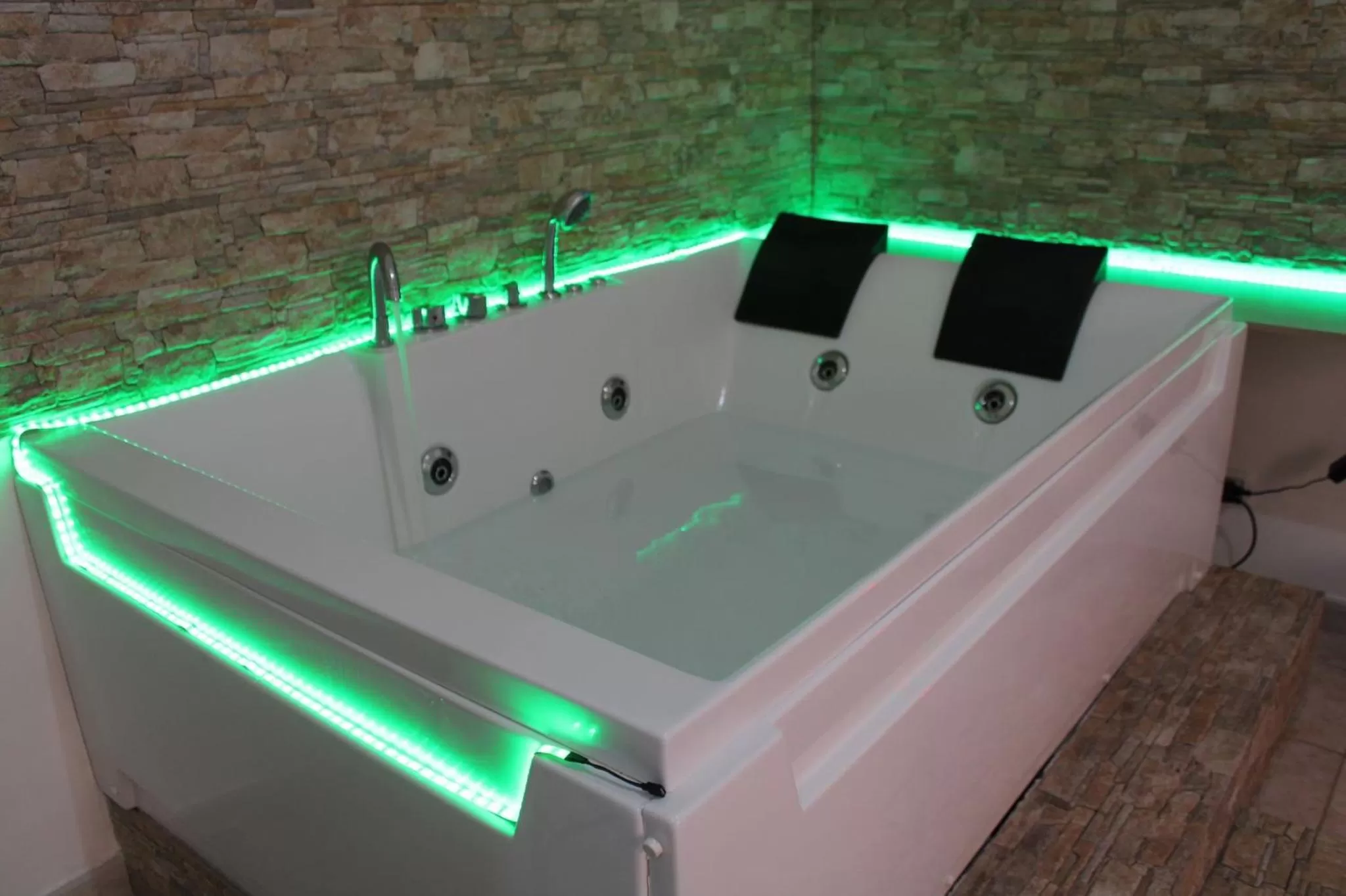 Bathroom in Dolce Notte