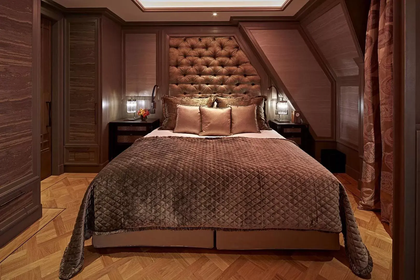 Bed in Hotel TwentySeven - Small Luxury Hotels of the World