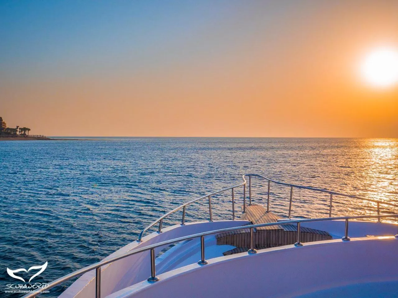 Sunset in Movenpick Waterpark Resort & Spa Soma Bay