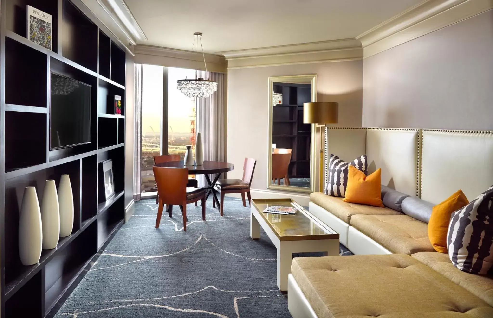 Bedroom, Seating Area in Omni Dallas Hotel