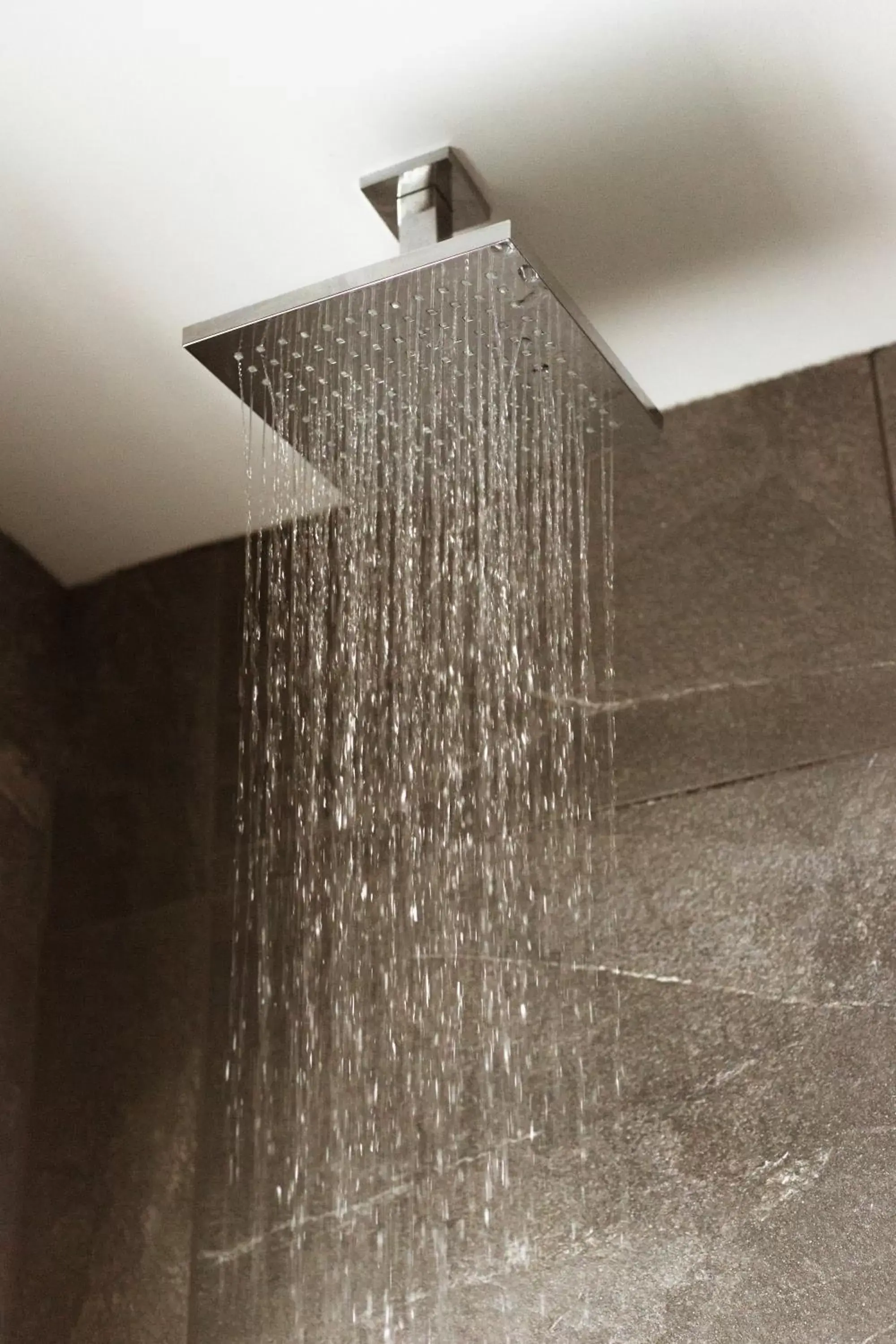 Shower in HIDEOUT Hotel