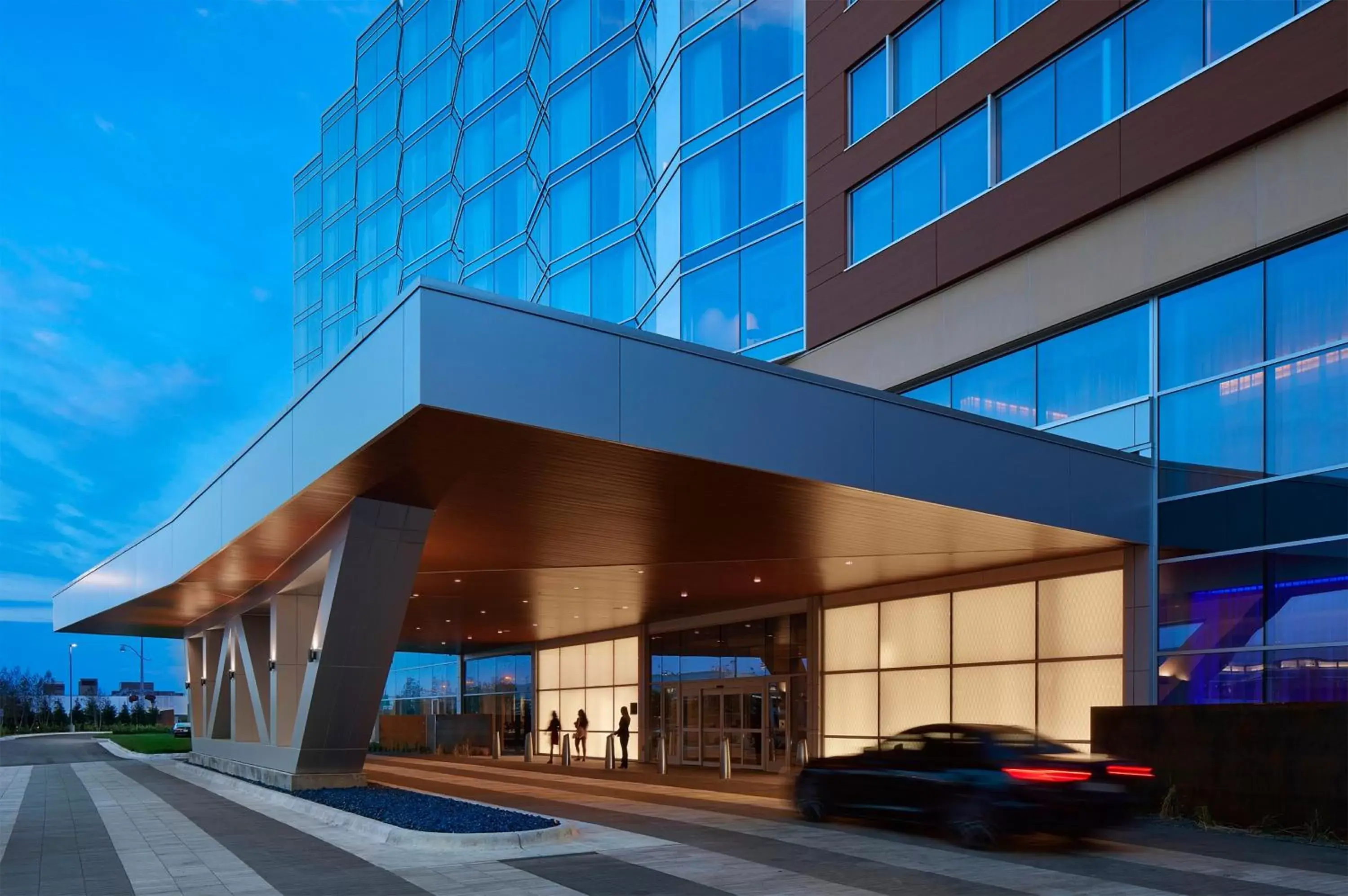 Property Building in InterContinental Minneapolis - St. Paul Airport, an IHG Hotel