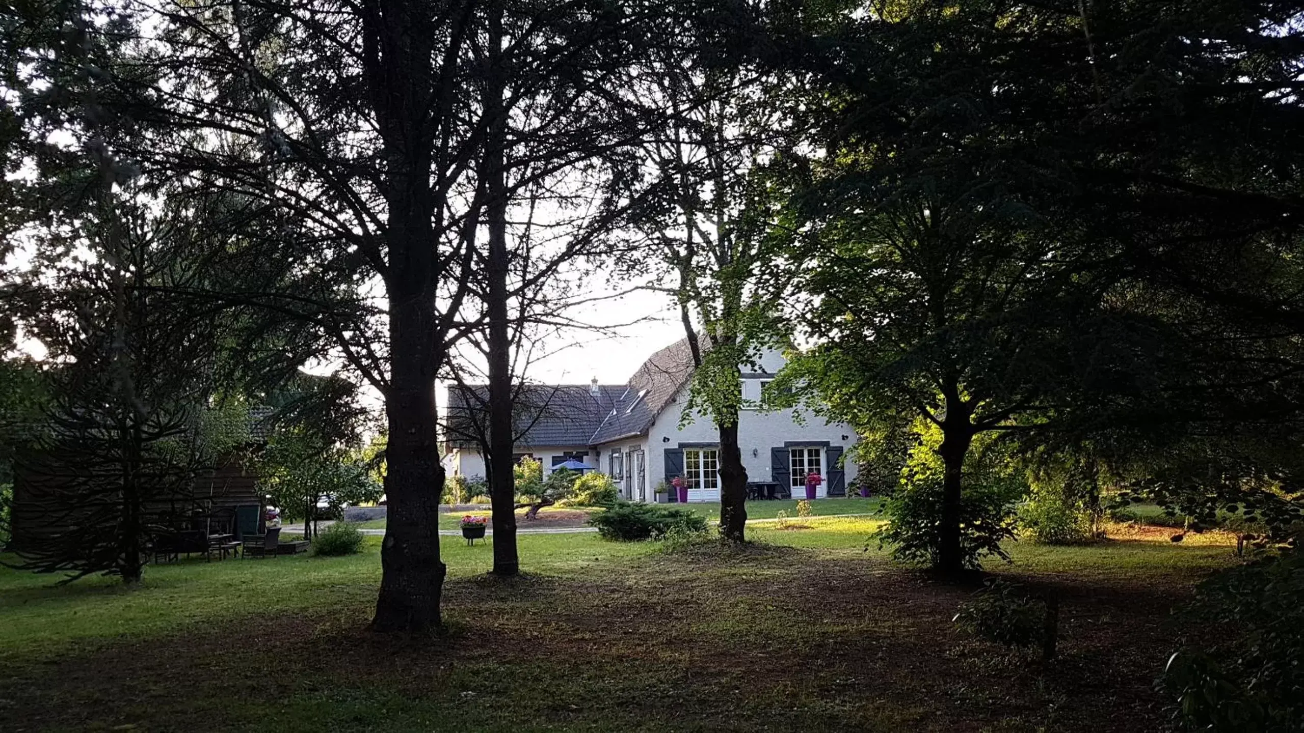 Property building, Garden in Le Clos des Écureuils