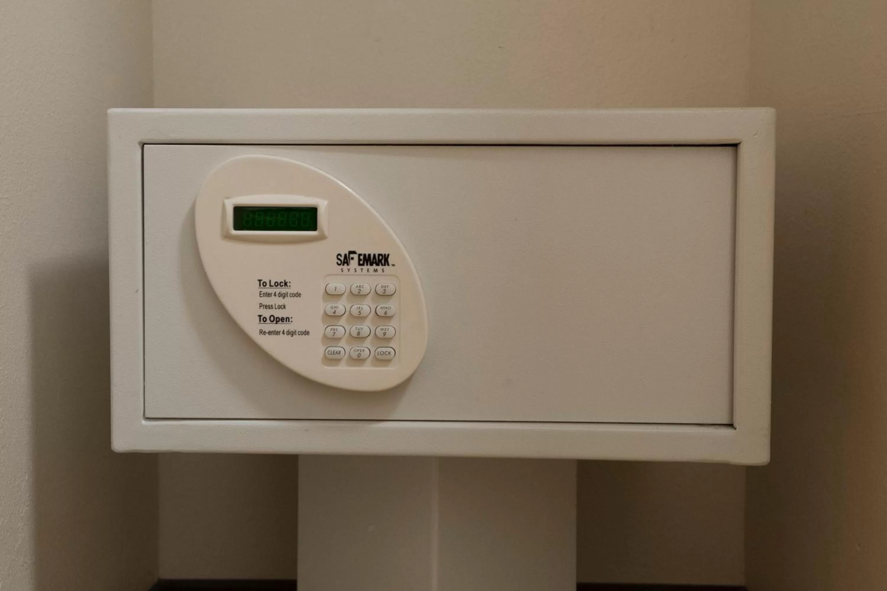 Other in Red Roof PLUS Long Island - Garden City