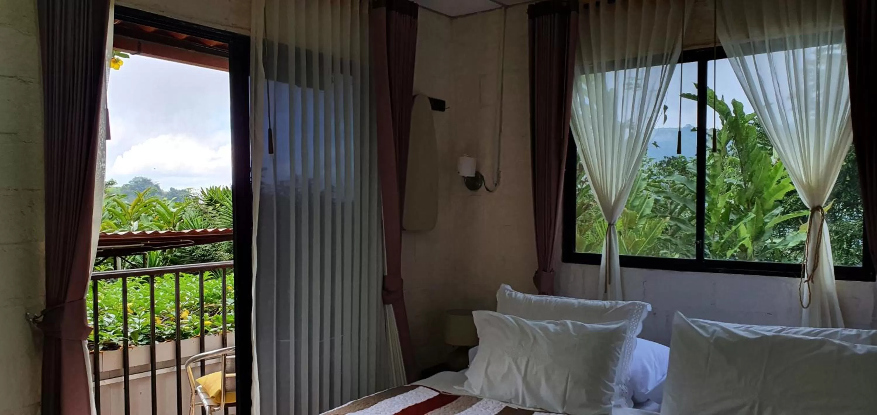 View in Hosteria Florecer