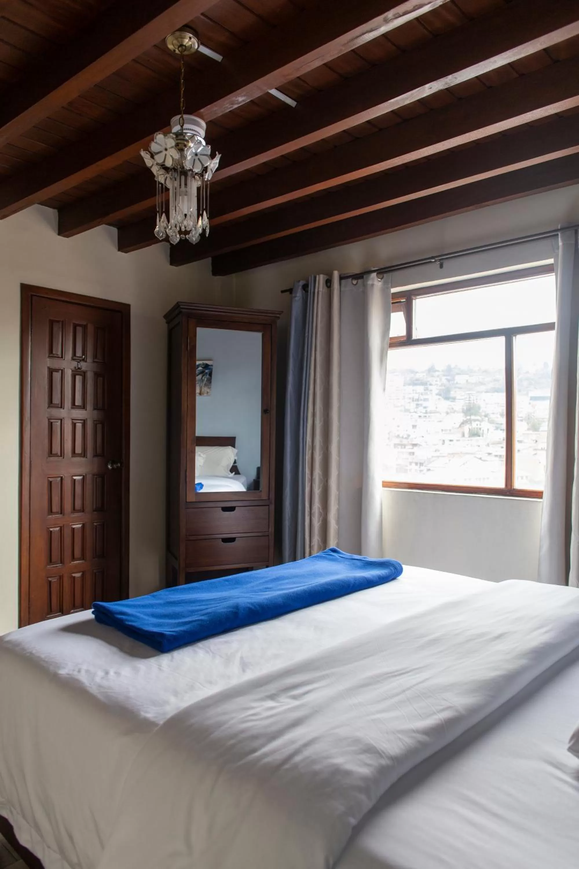 wardrobe, Bed in Hotel Colonial San Agustin