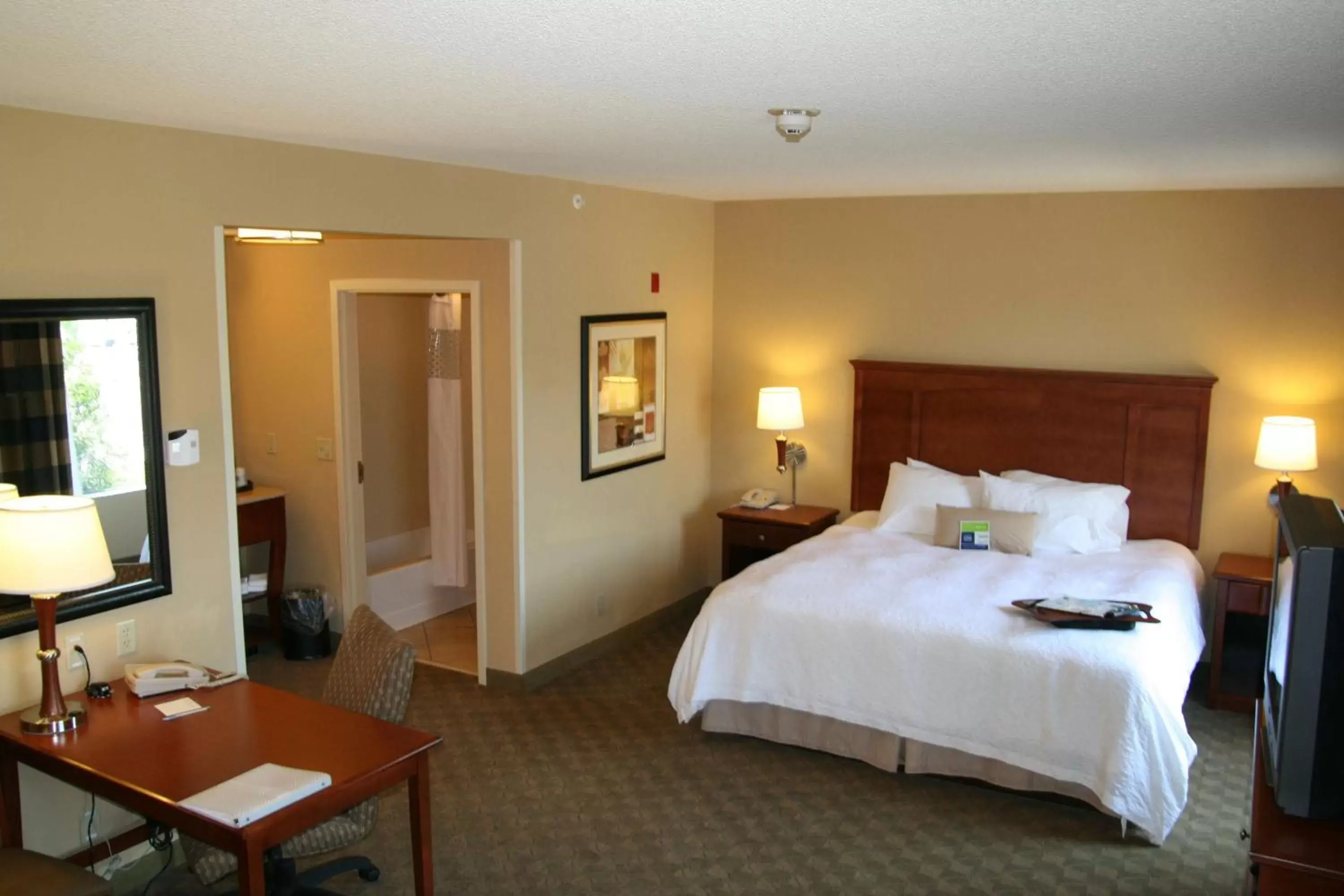 Bedroom, Bed in Hampton Inn & Suites Paducah