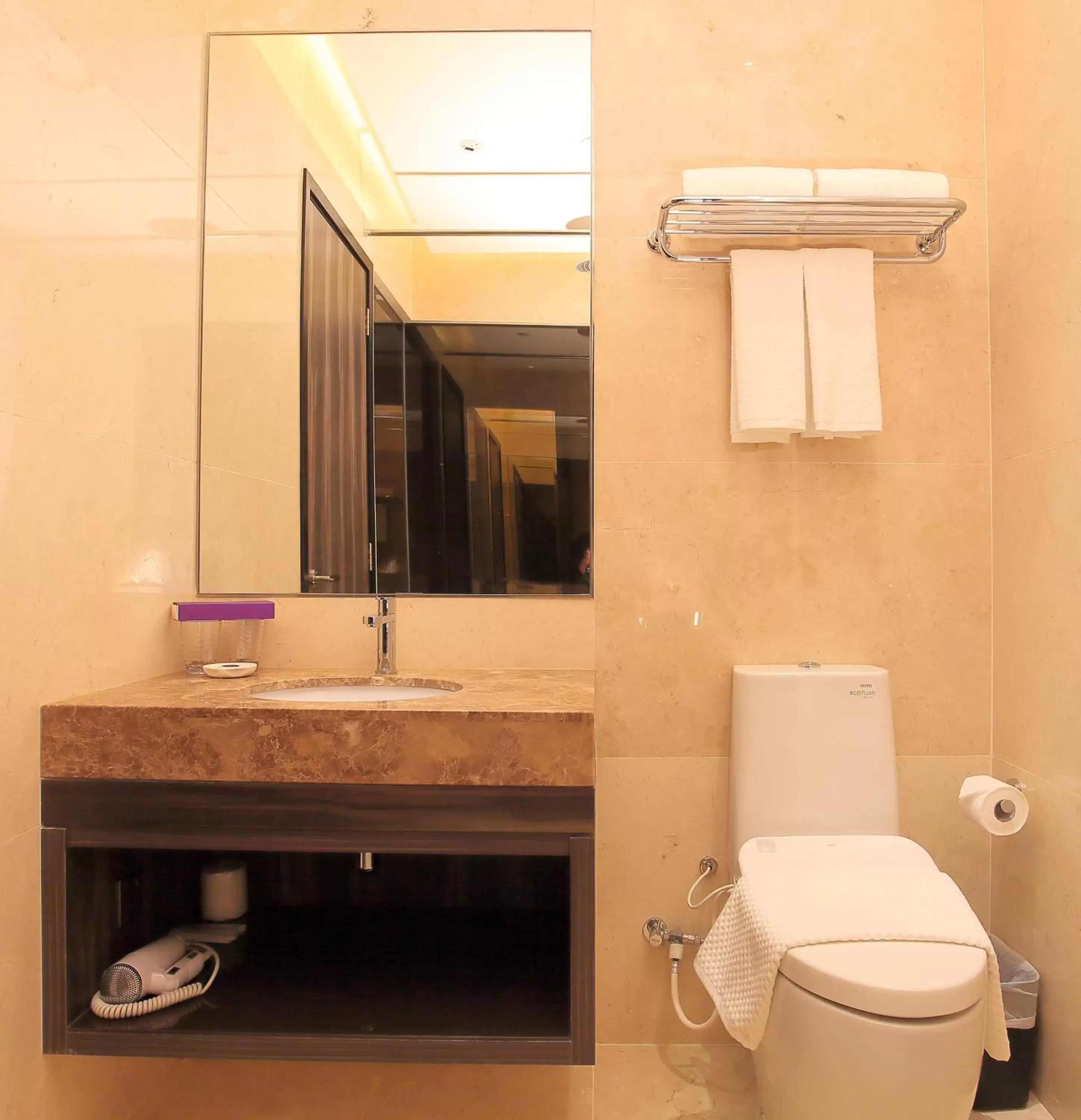 Bathroom in Aqueen Hotel Paya Lebar