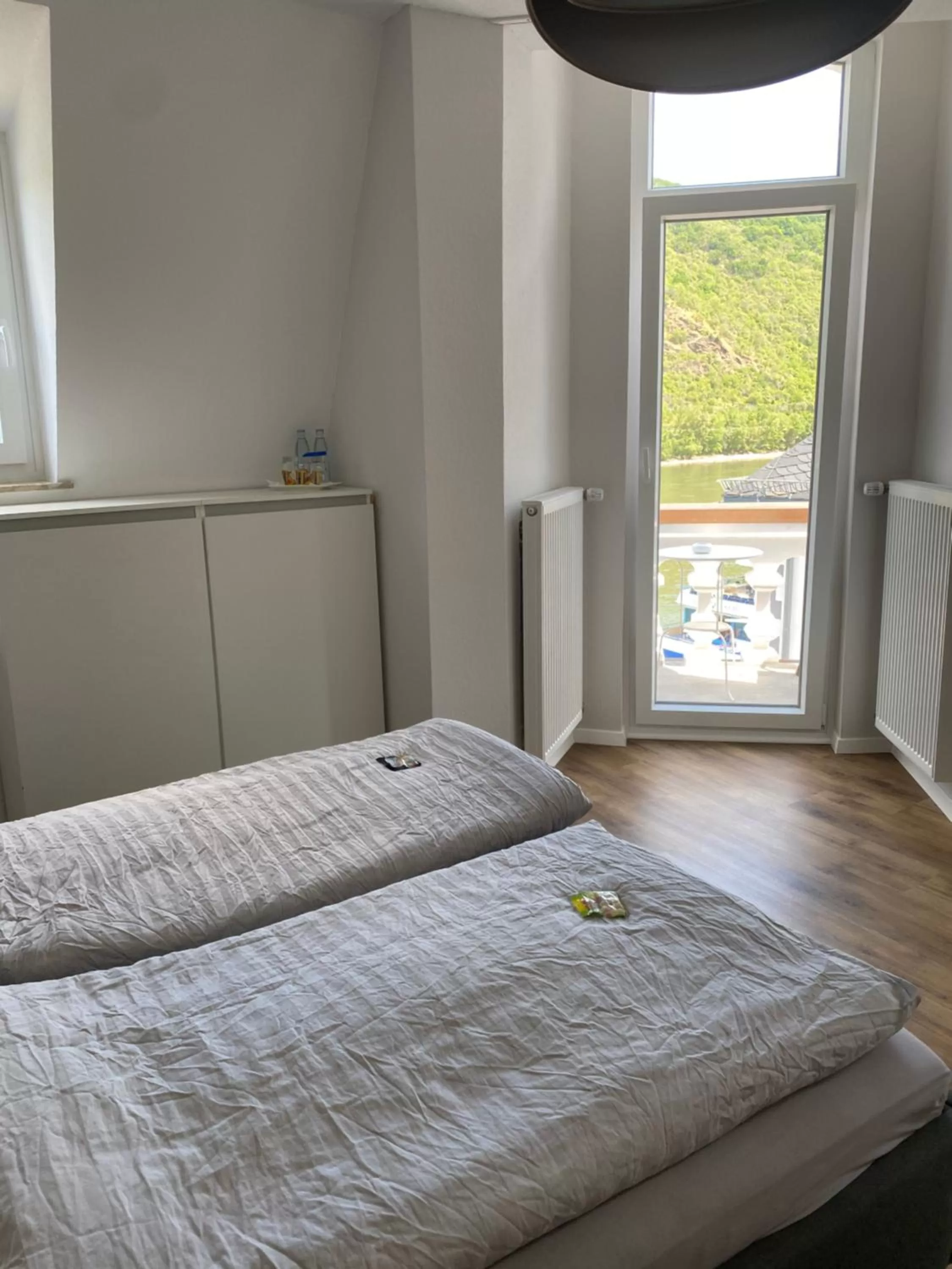 Bed in Pension Zur Fähre