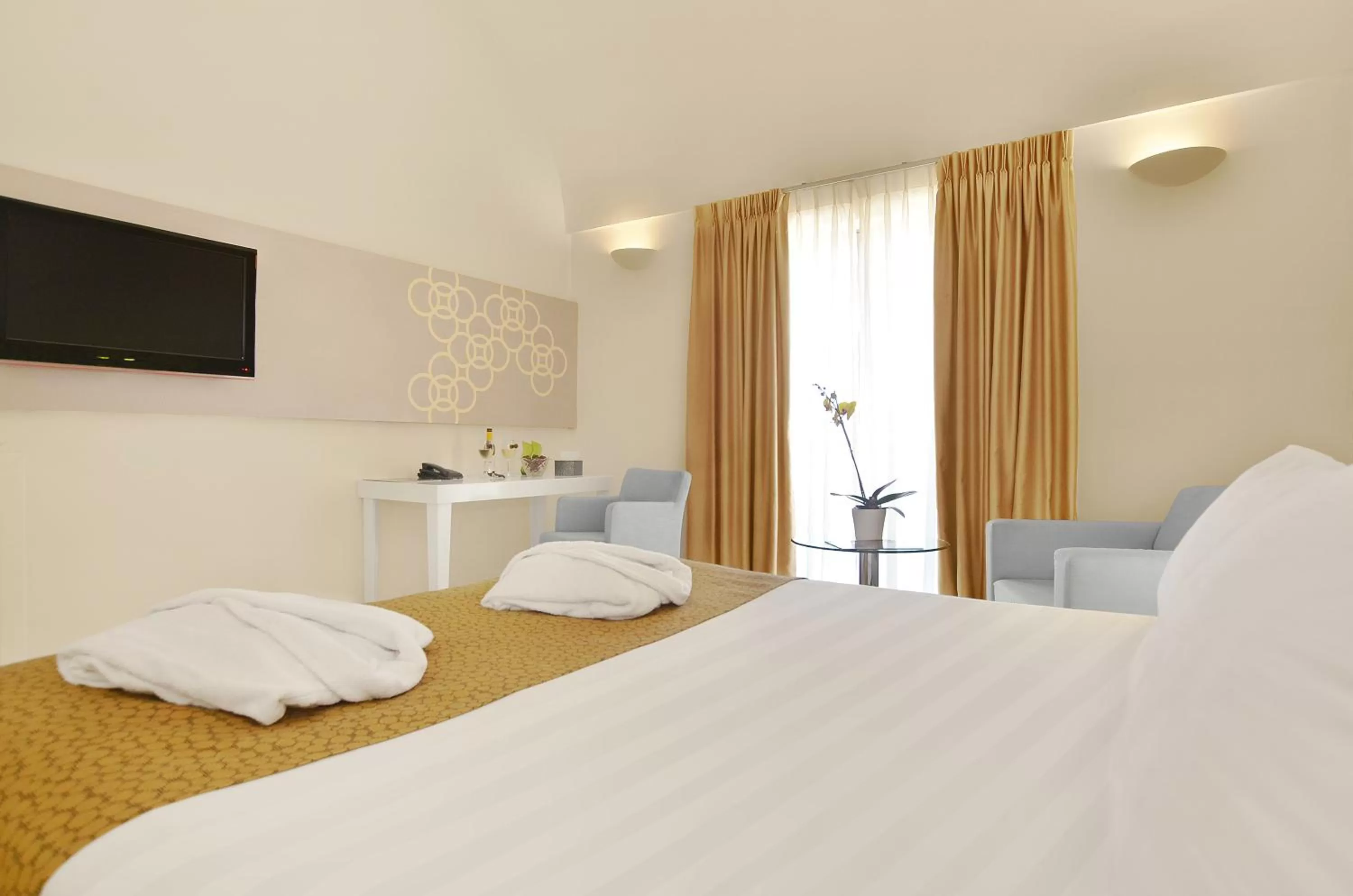 Day, Bed in Ruth Daniel Residence