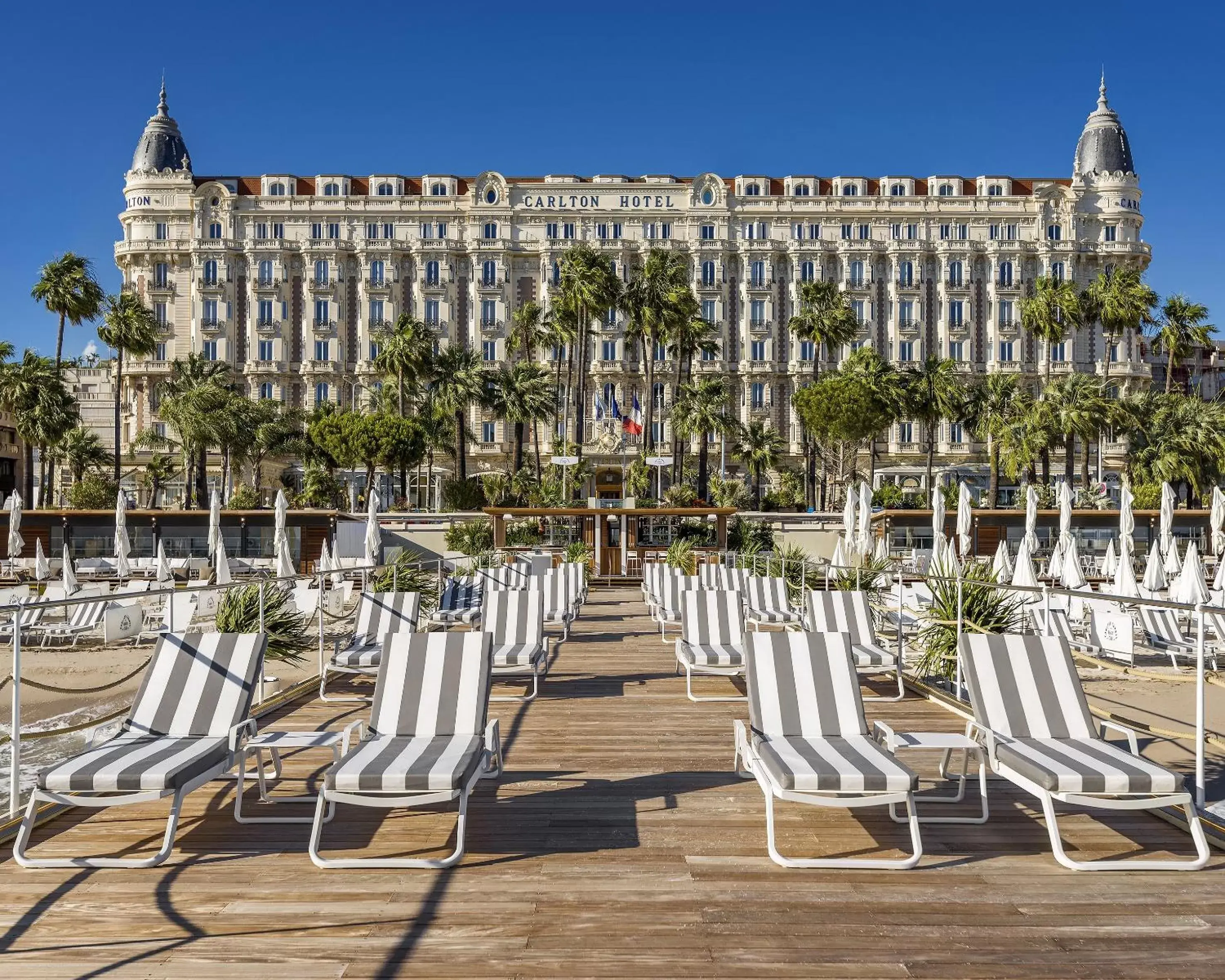 Beach in Carlton Cannes, a Regent Hotel