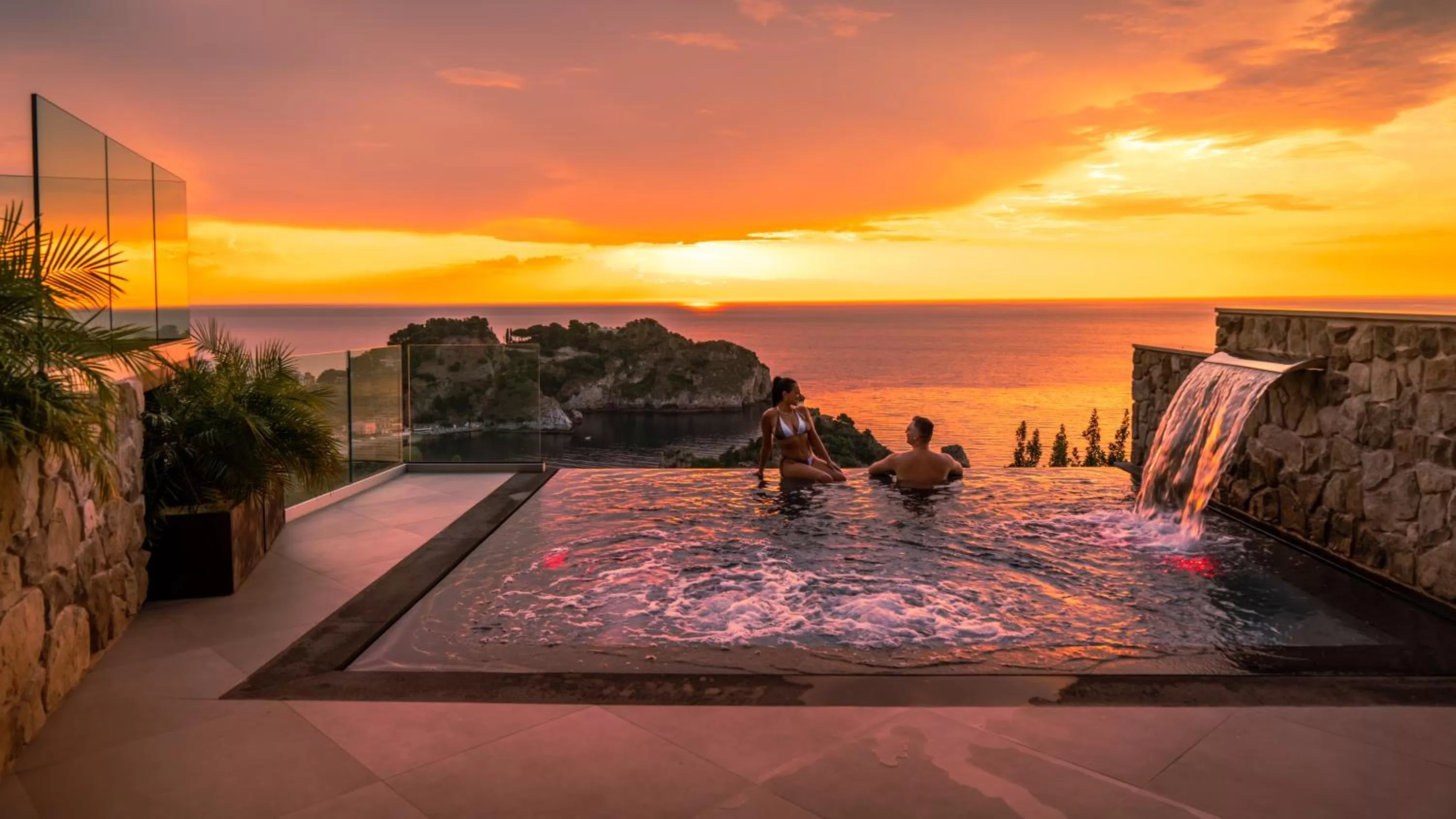 Pool view in Isola Bella Infinity Suites