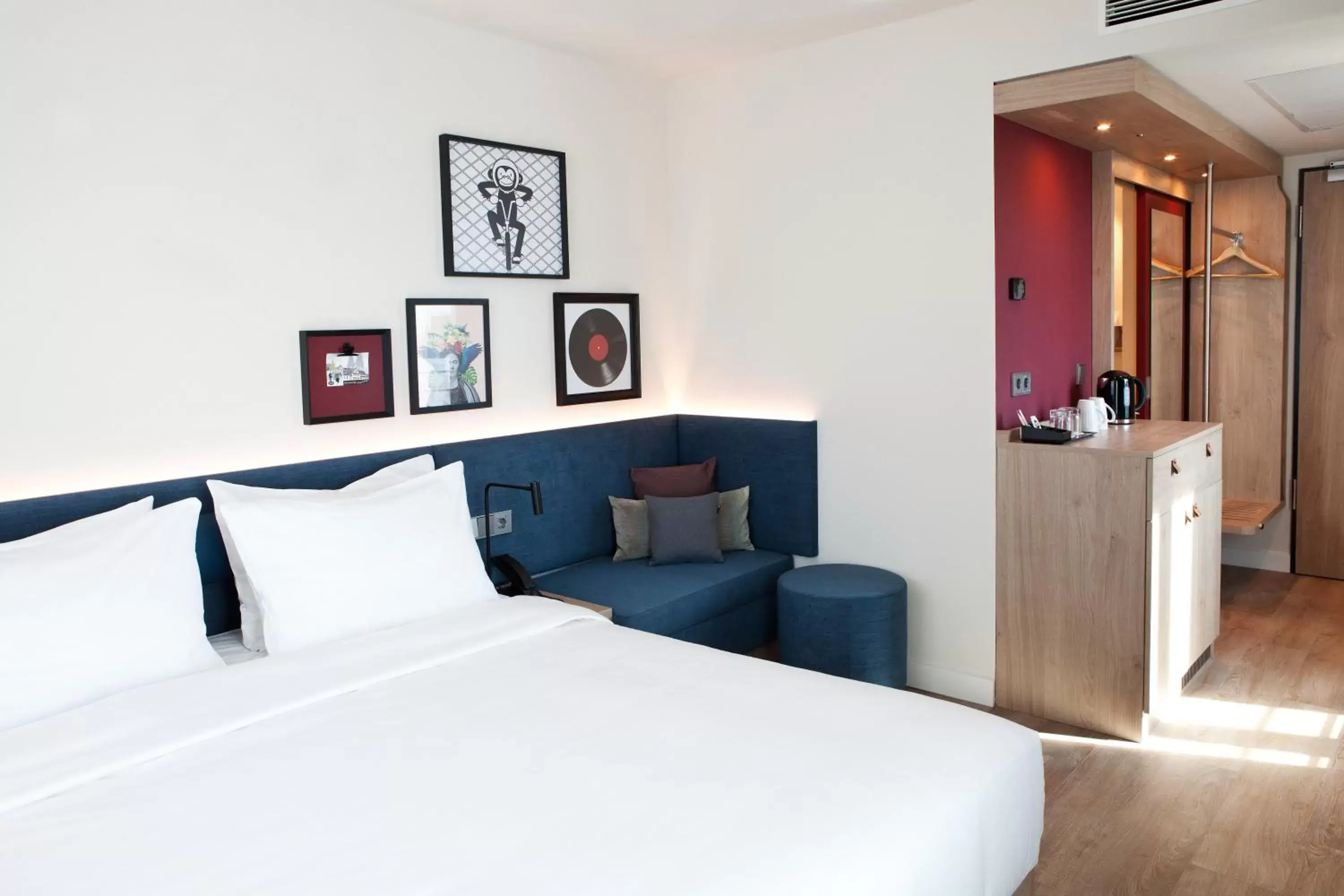 Bed in Hampton By Hilton Regensburg