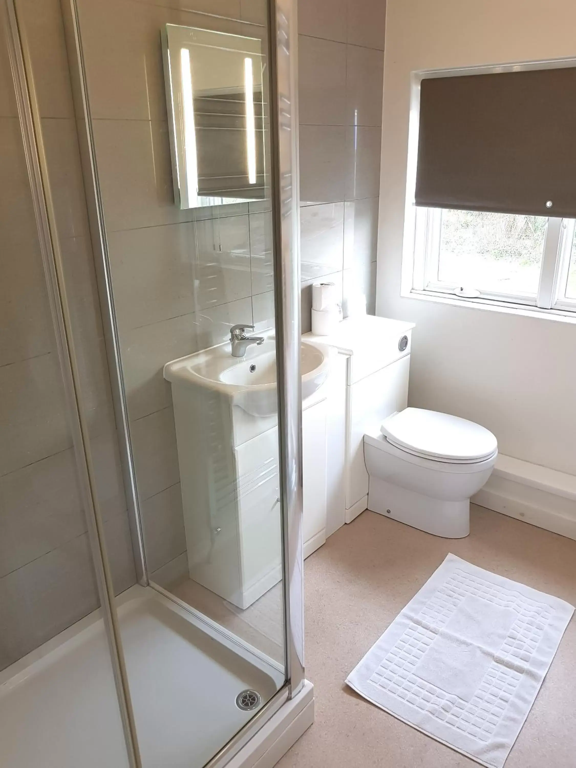 Bathroom in Ferry House Inn