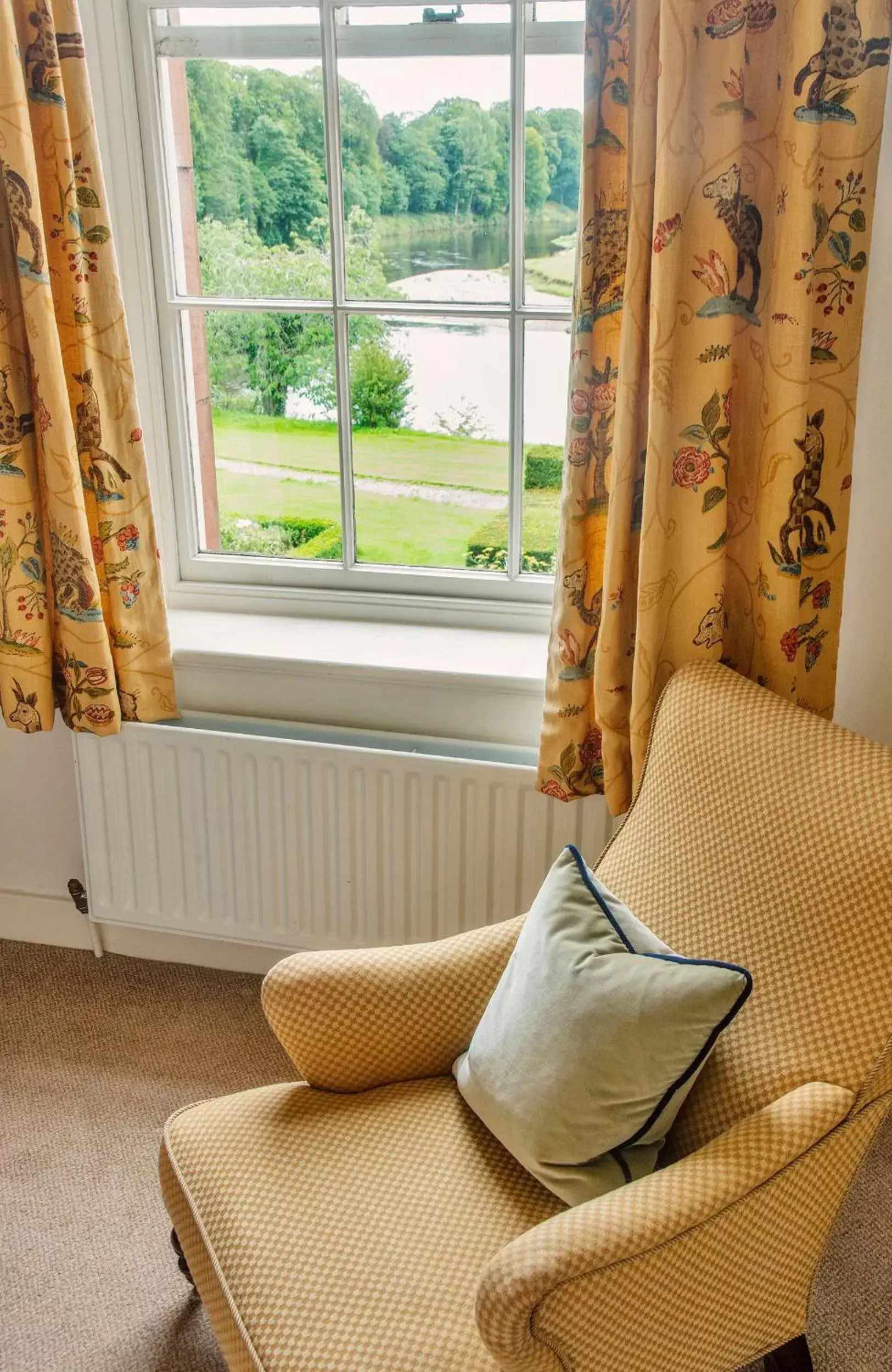 Seating Area in Warwick Hall