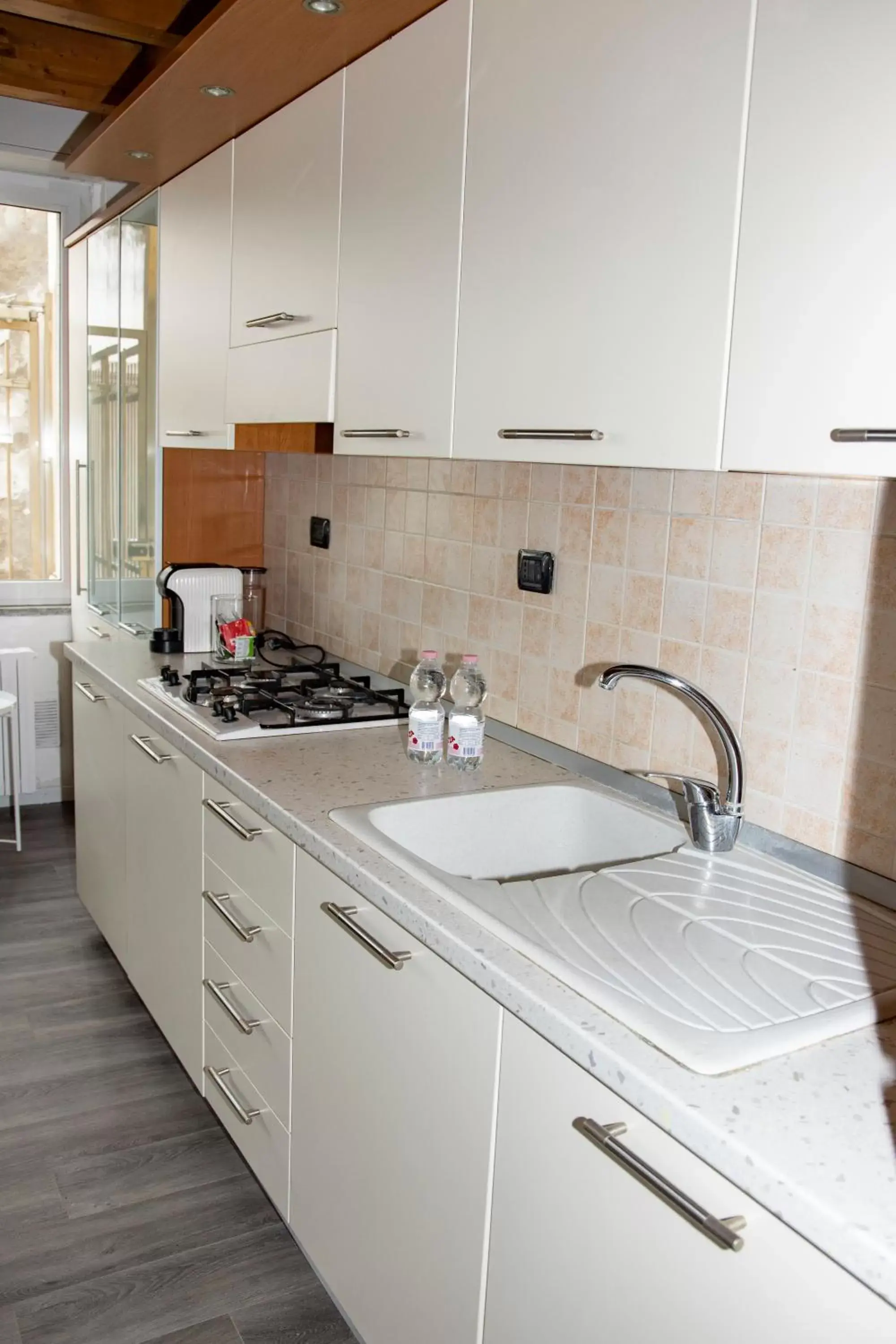 Kitchen or kitchenette, Kitchen/Kitchenette in Easy Milano - Rooms and Apartments Navigli