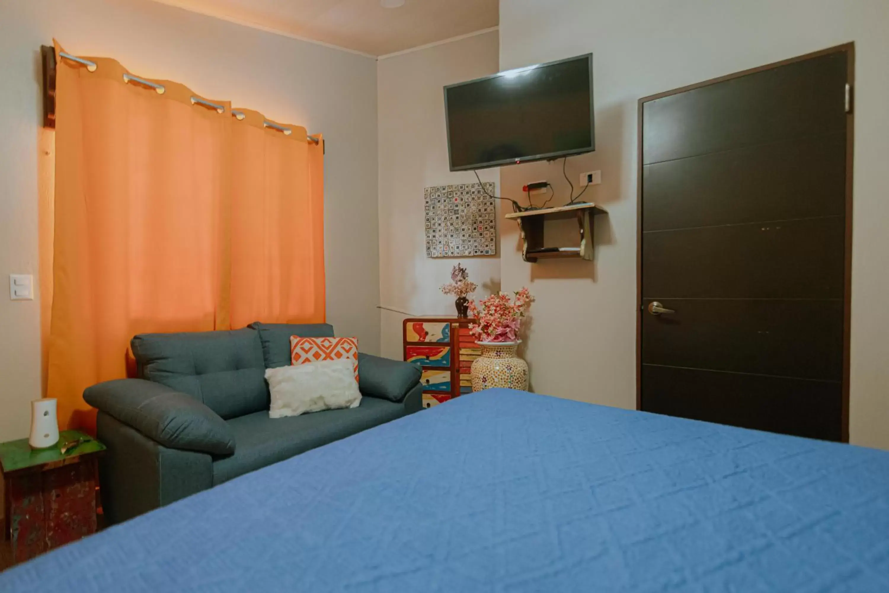 Budget Double Room in Oasis Diverse Adult Retreat Budget Double Room in Oasis Diverse Adult Retreat