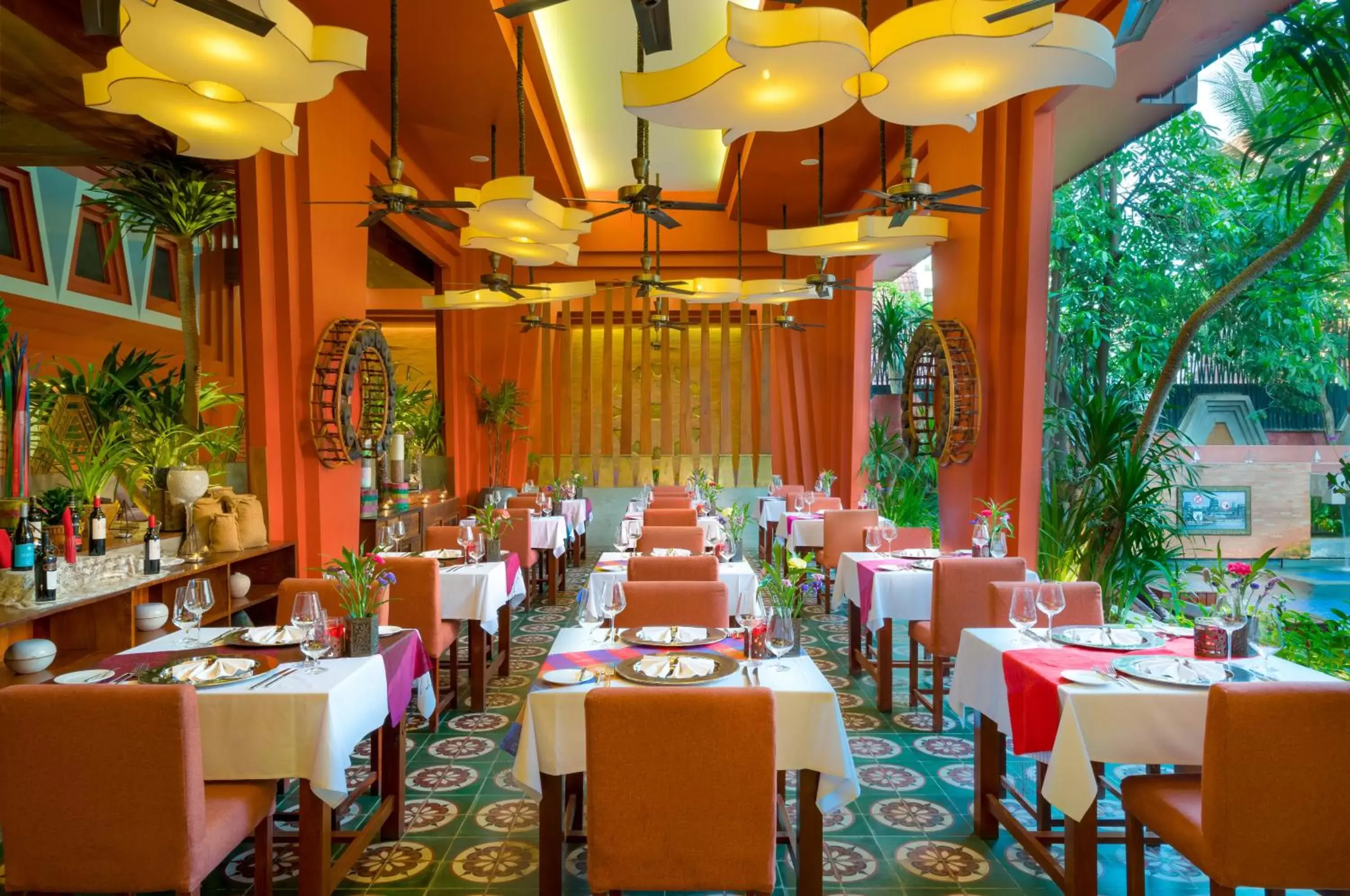 Restaurant/places to eat in Golden Temple Residence Restaurant/places to eat in Golden Temple Residence