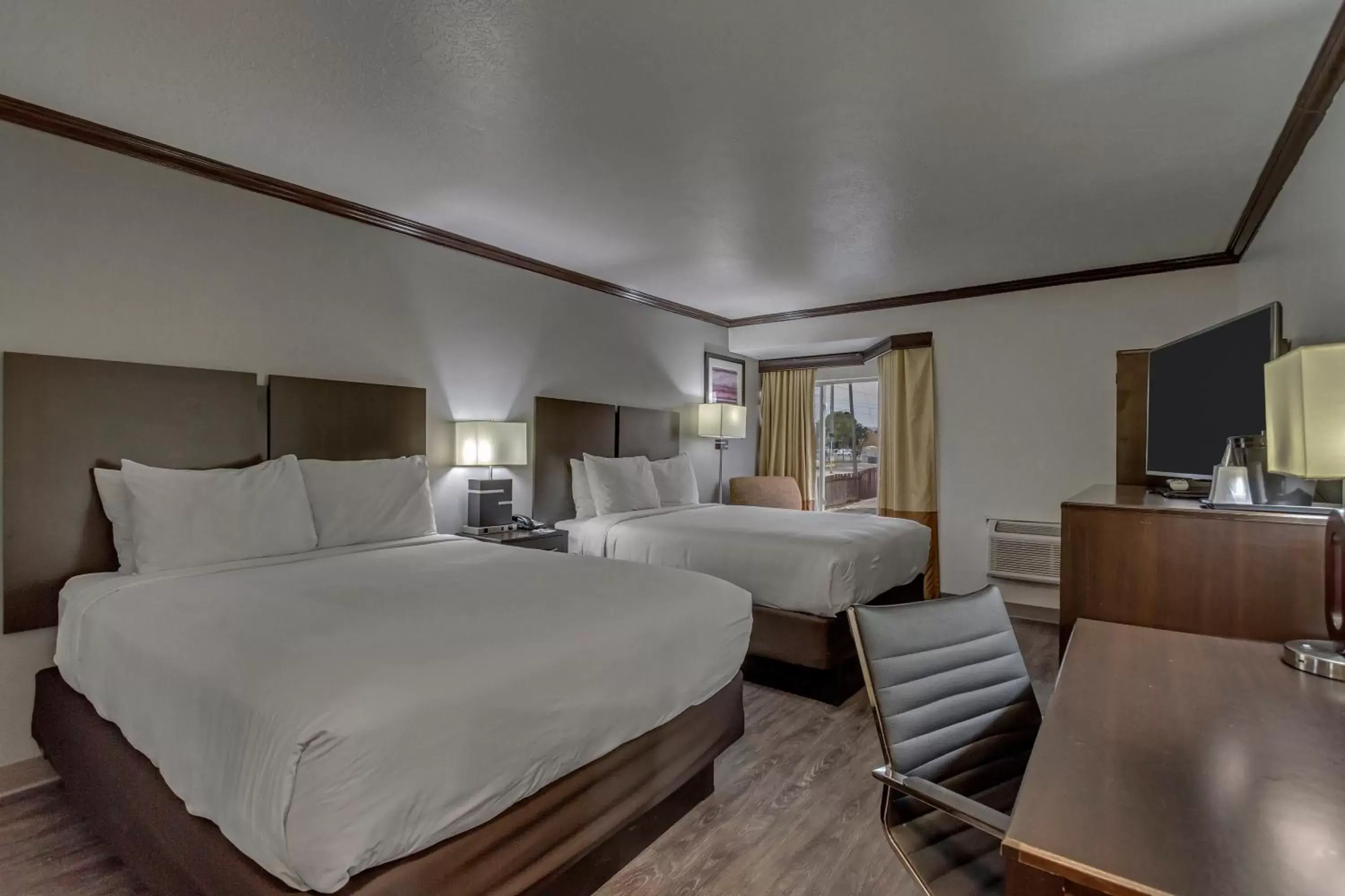 Bed in Park Inn by Radisson Salt Lake City -Midvale